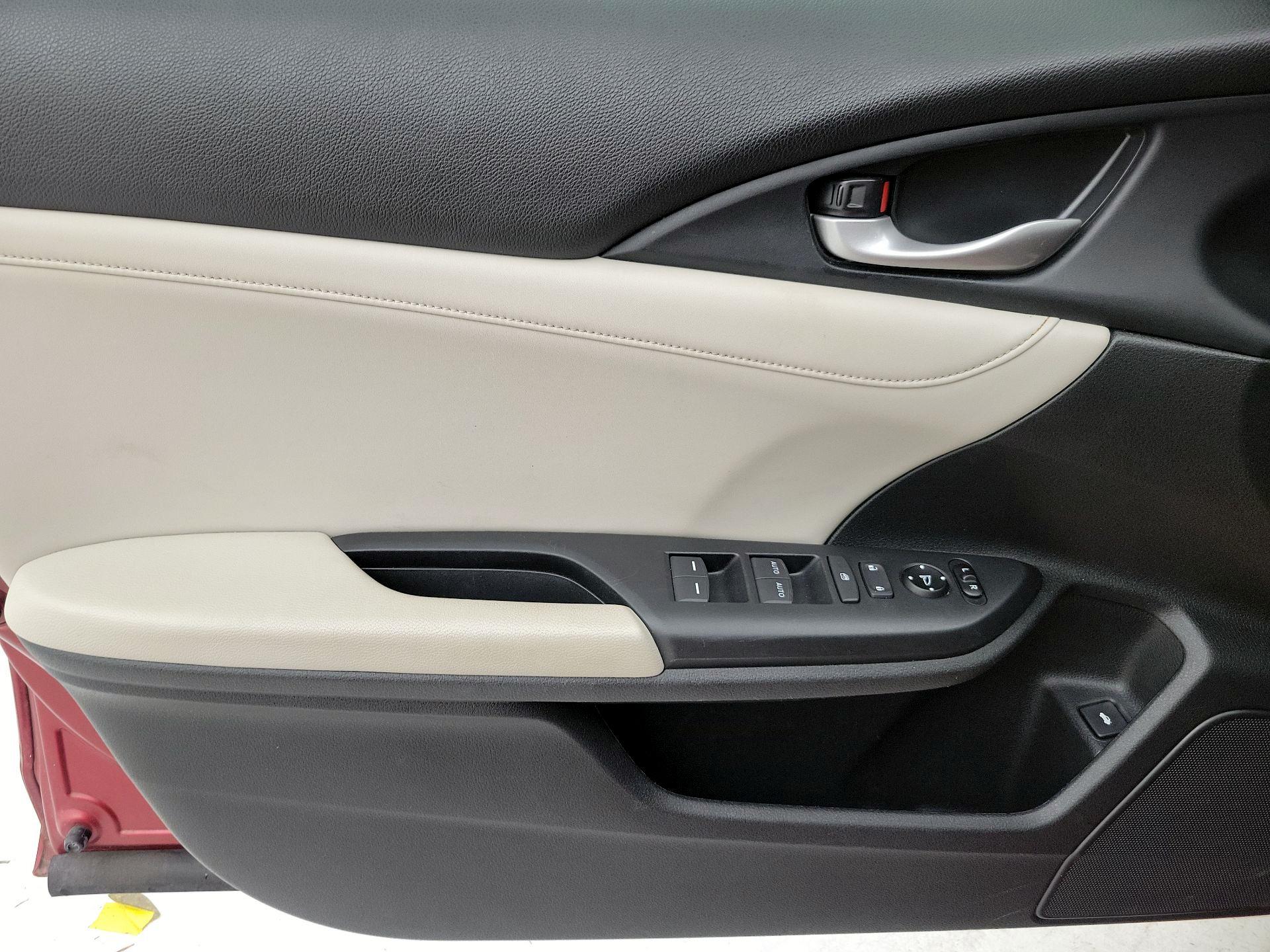 Thumbnail: 2021 Honda Insight - 12