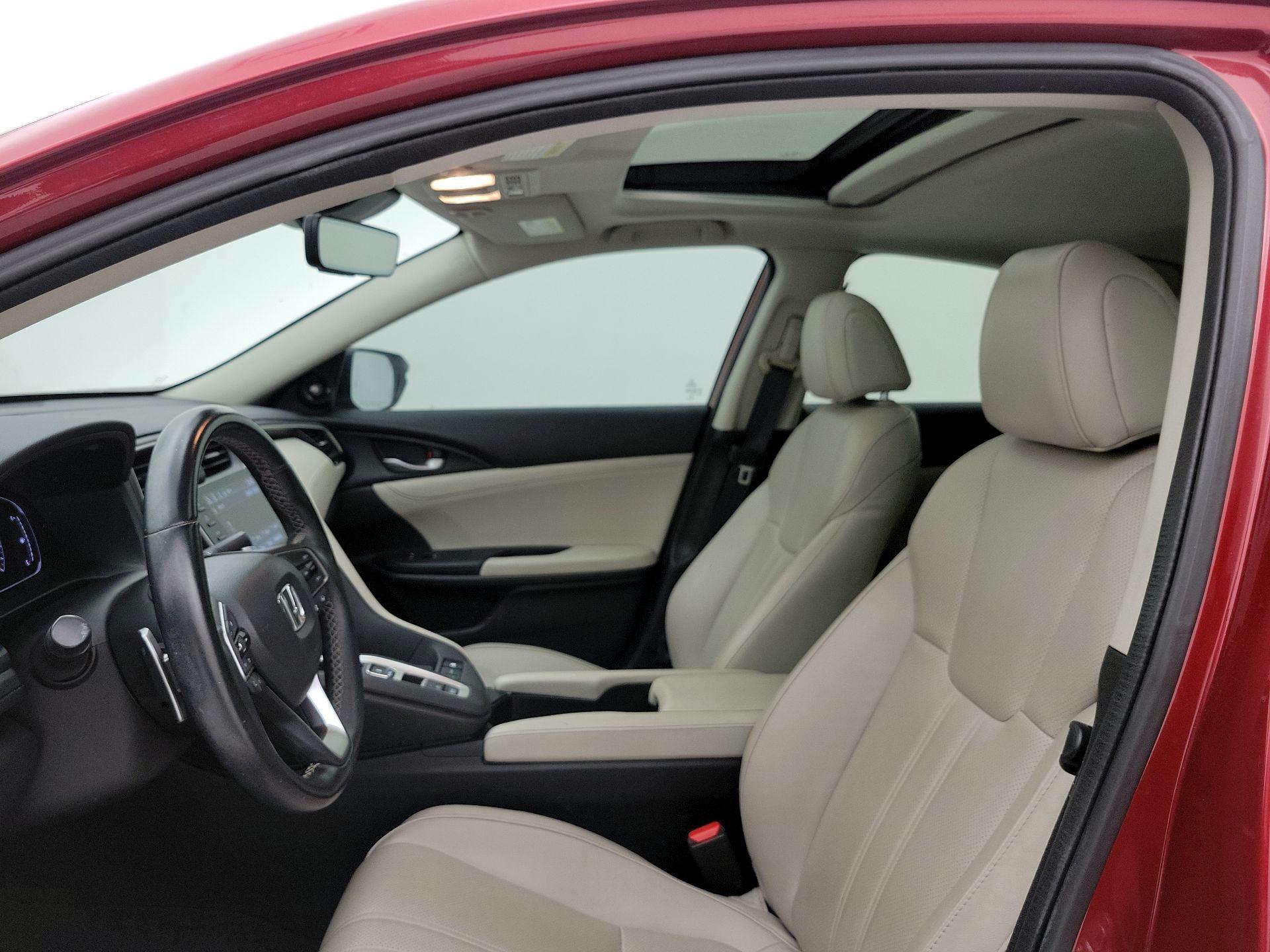 Thumbnail: 2021 Honda Insight - 18