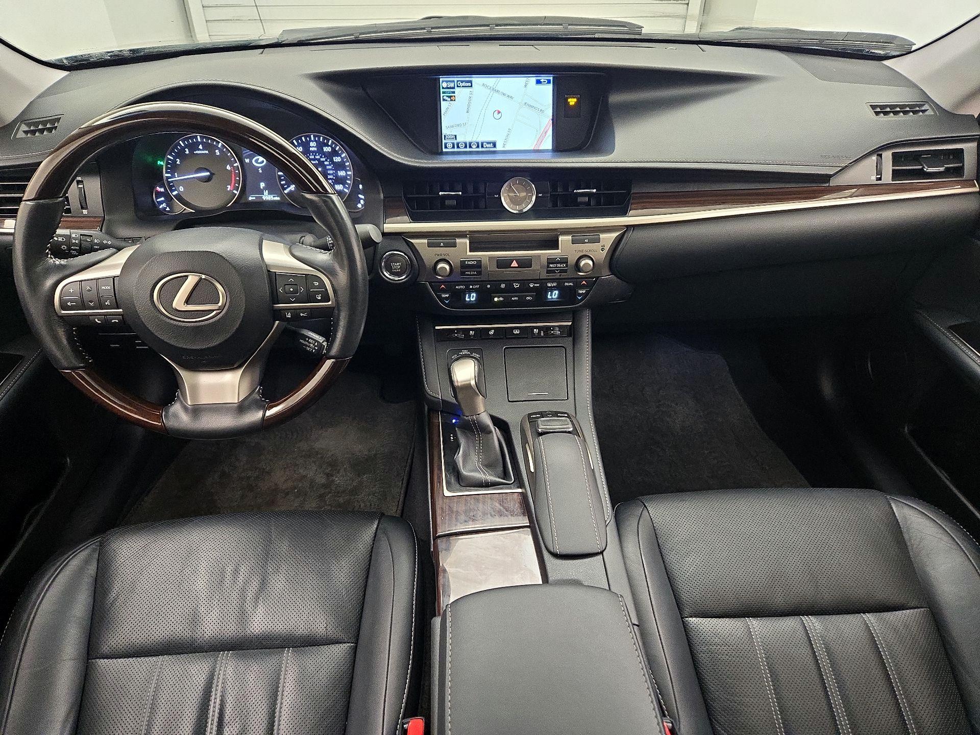 Thumbnail: 2016 Lexus ES - 9