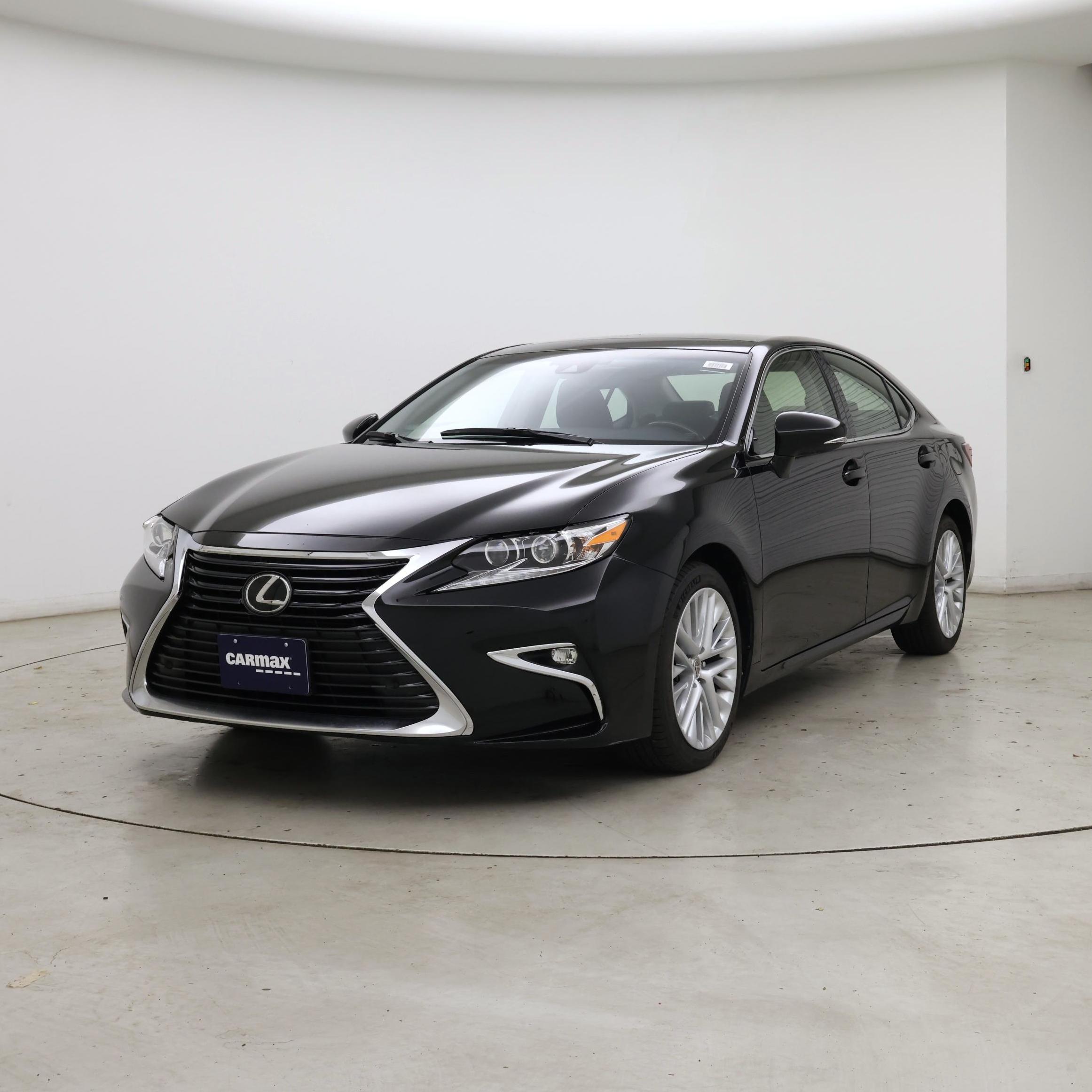 Thumbnail: 2016 Lexus ES - 4