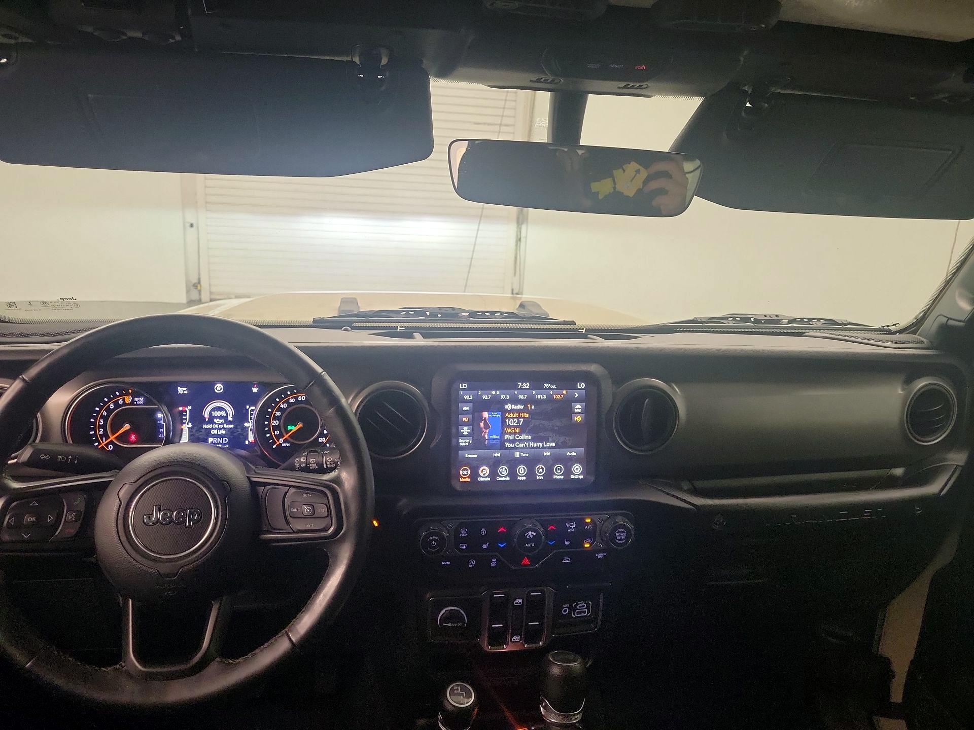 Thumbnail: 2022 Jeep Wrangler - 9