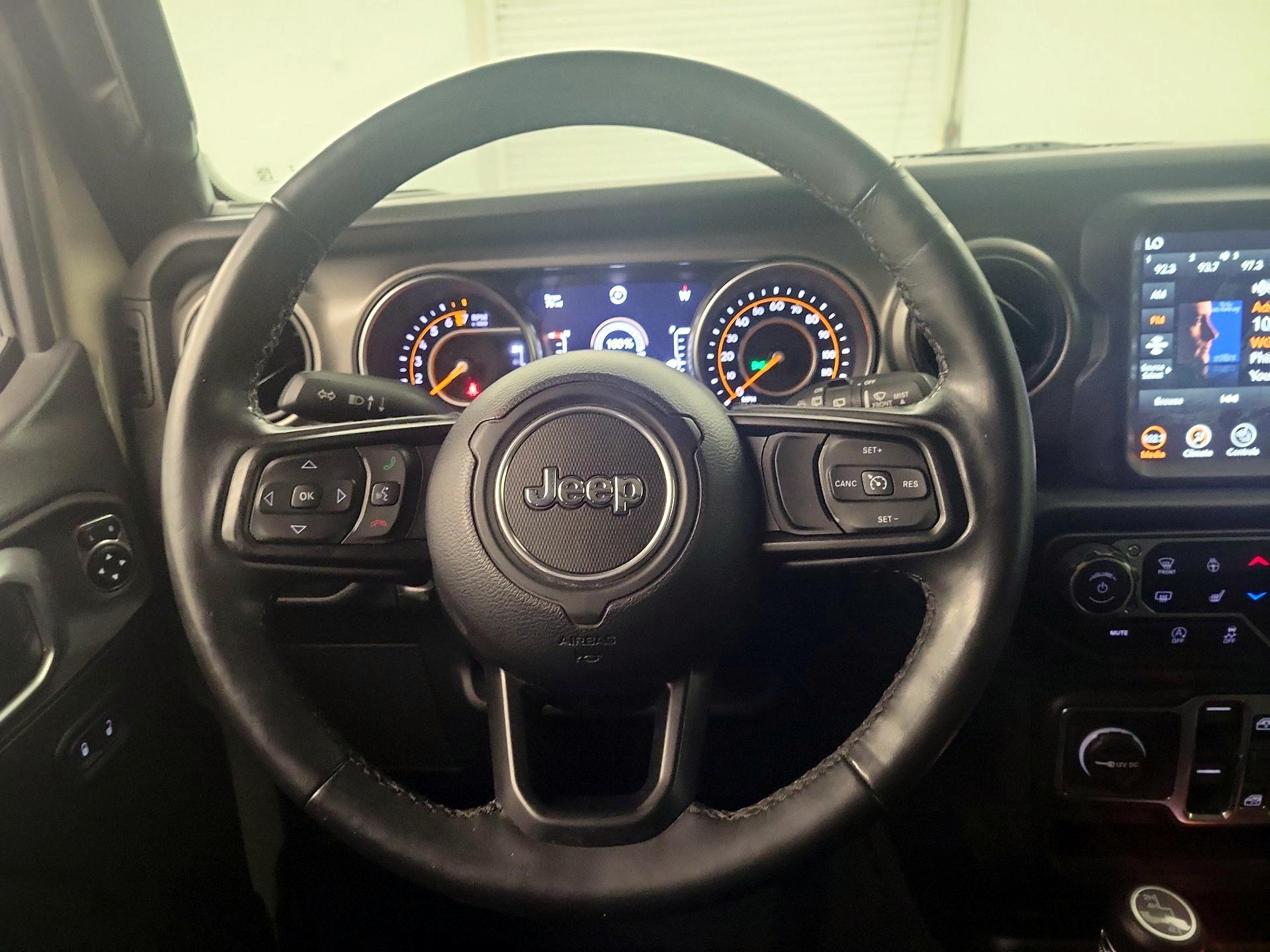 Thumbnail: 2022 Jeep Wrangler - 10
