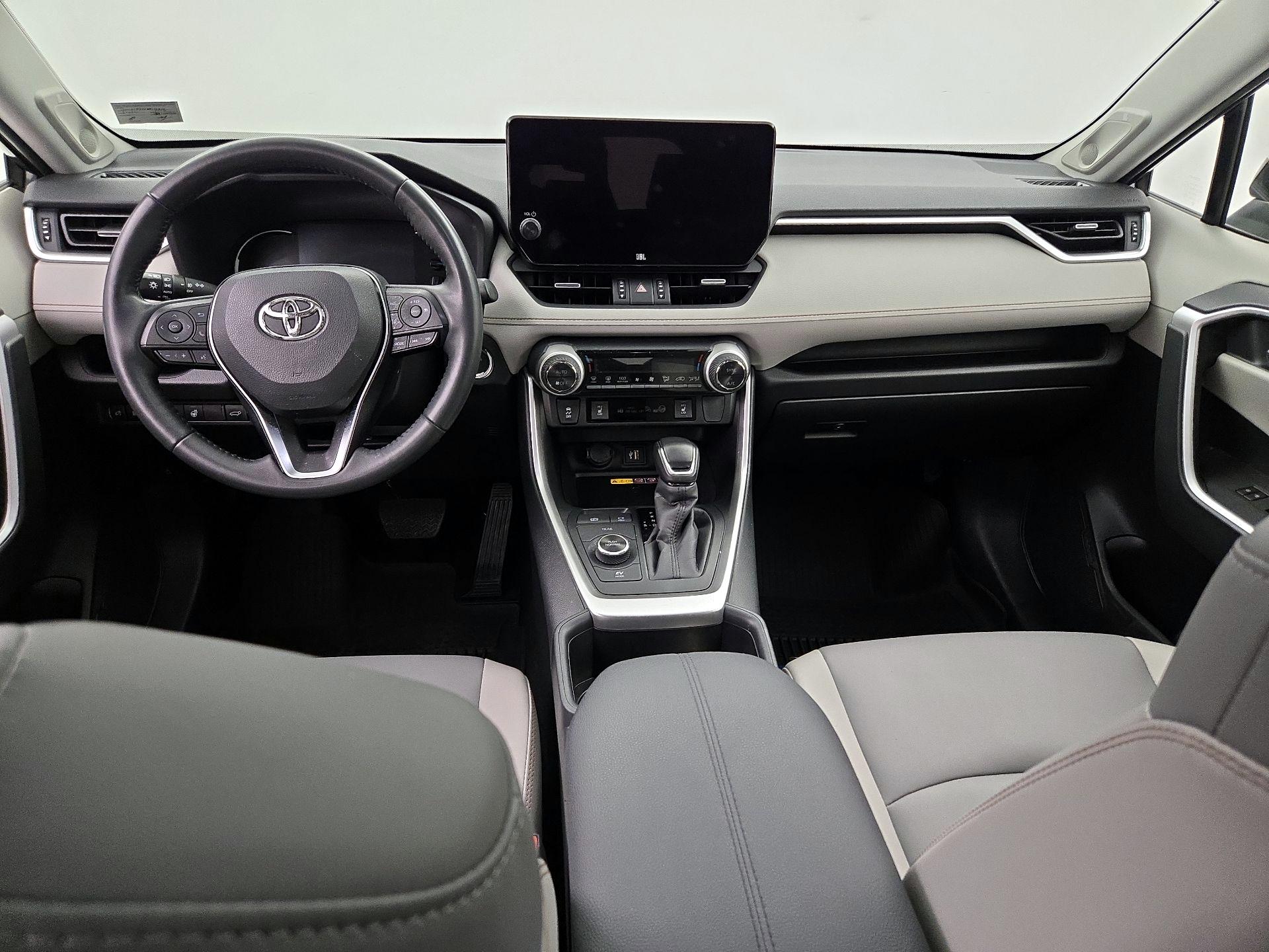 Thumbnail: 2024 Toyota RAV4 - 9