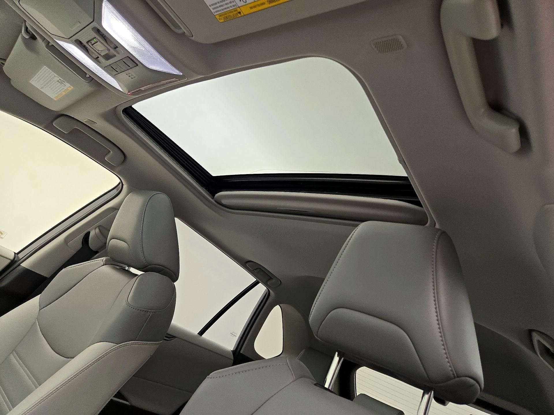 Thumbnail: 2024 Toyota RAV4 - 19