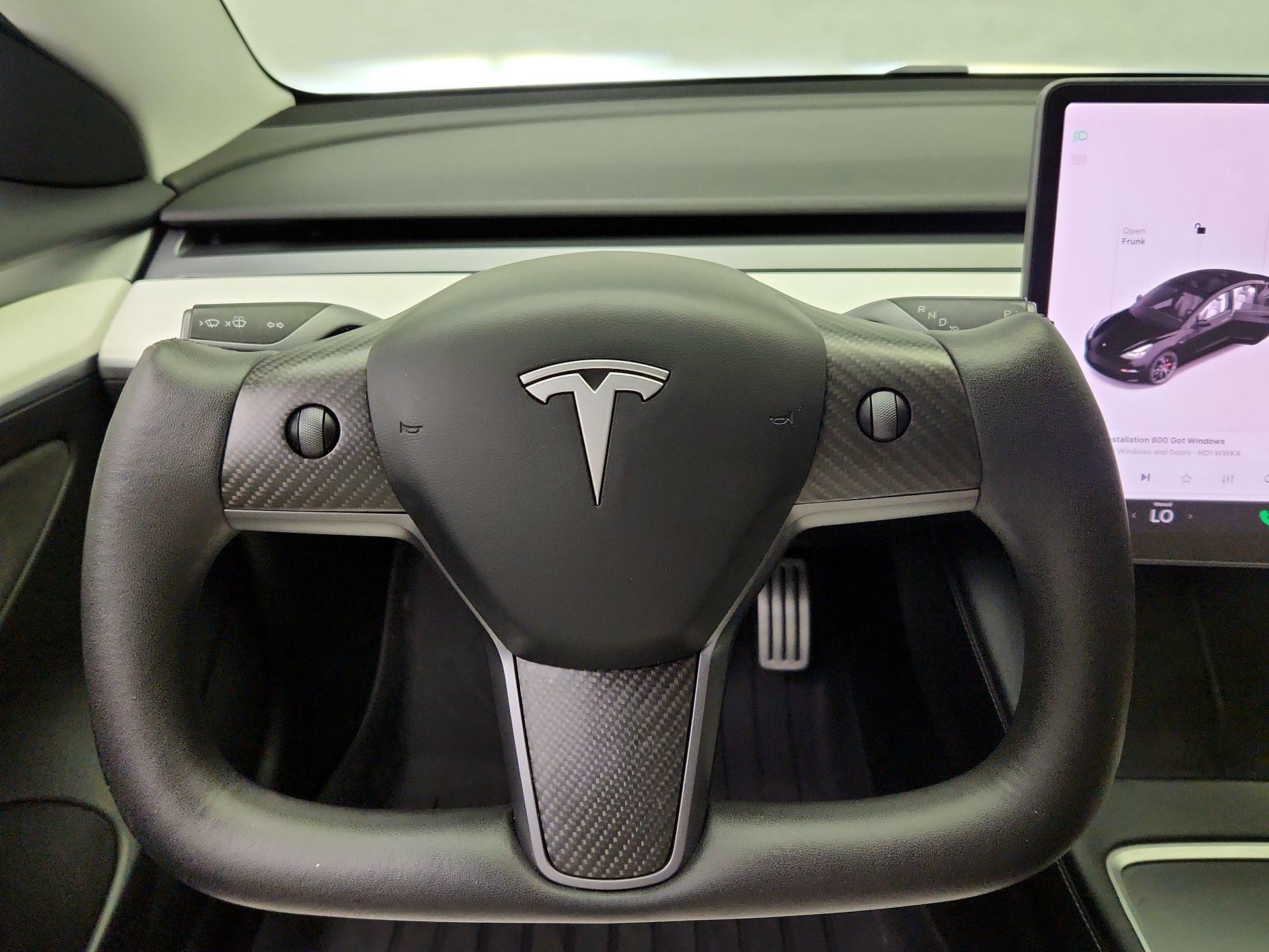Thumbnail: 2021 Tesla Model 3 - 10