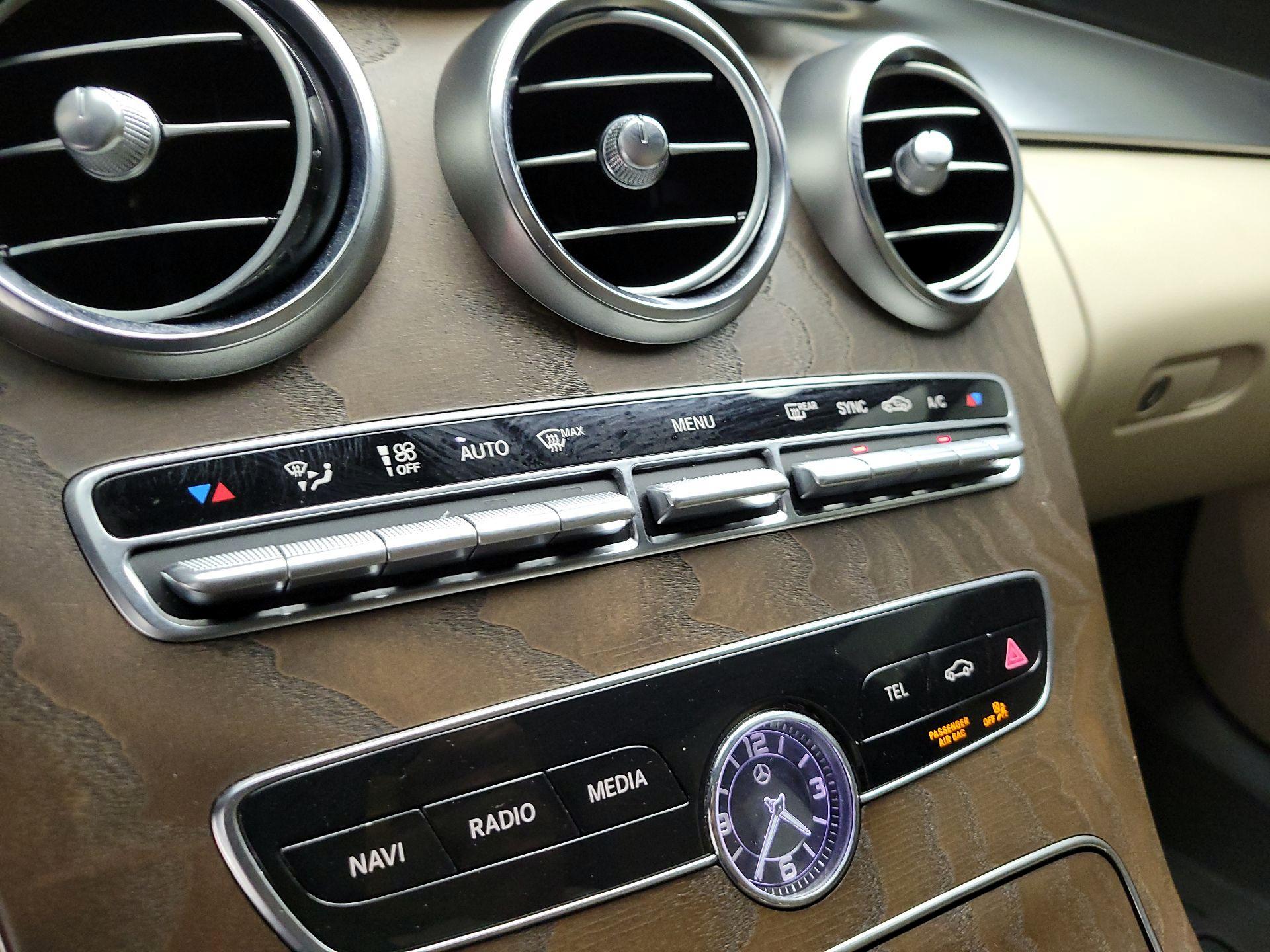 Thumbnail: 2019 Mercedes-Benz C-Class - 14