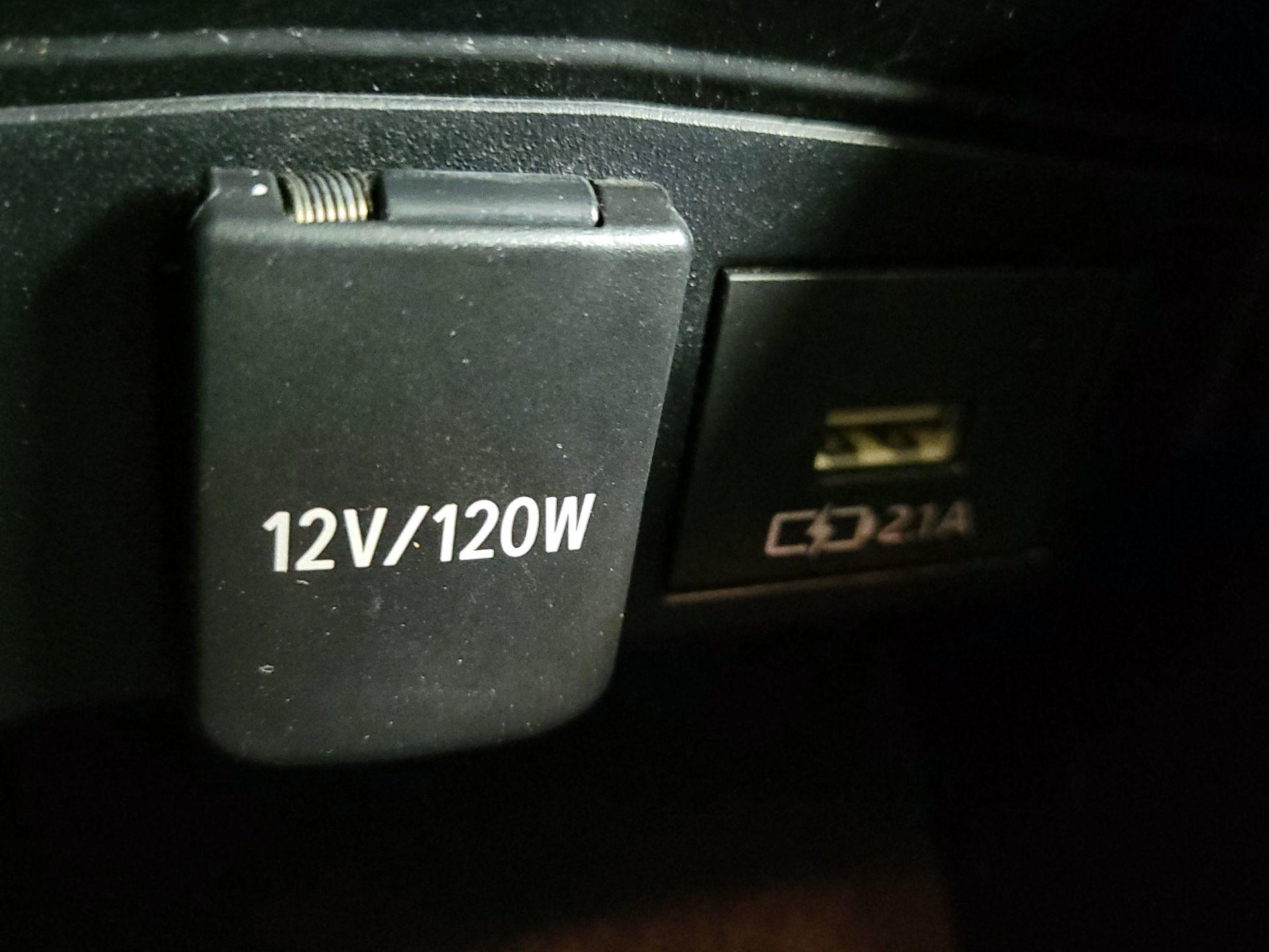 Thumbnail: 2021 Toyota Corolla - 18