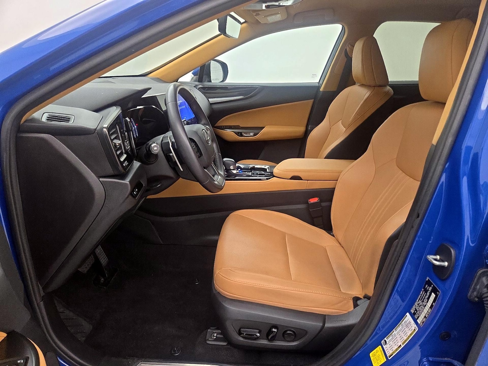 2022 Lexus NX 250 - Photo 12