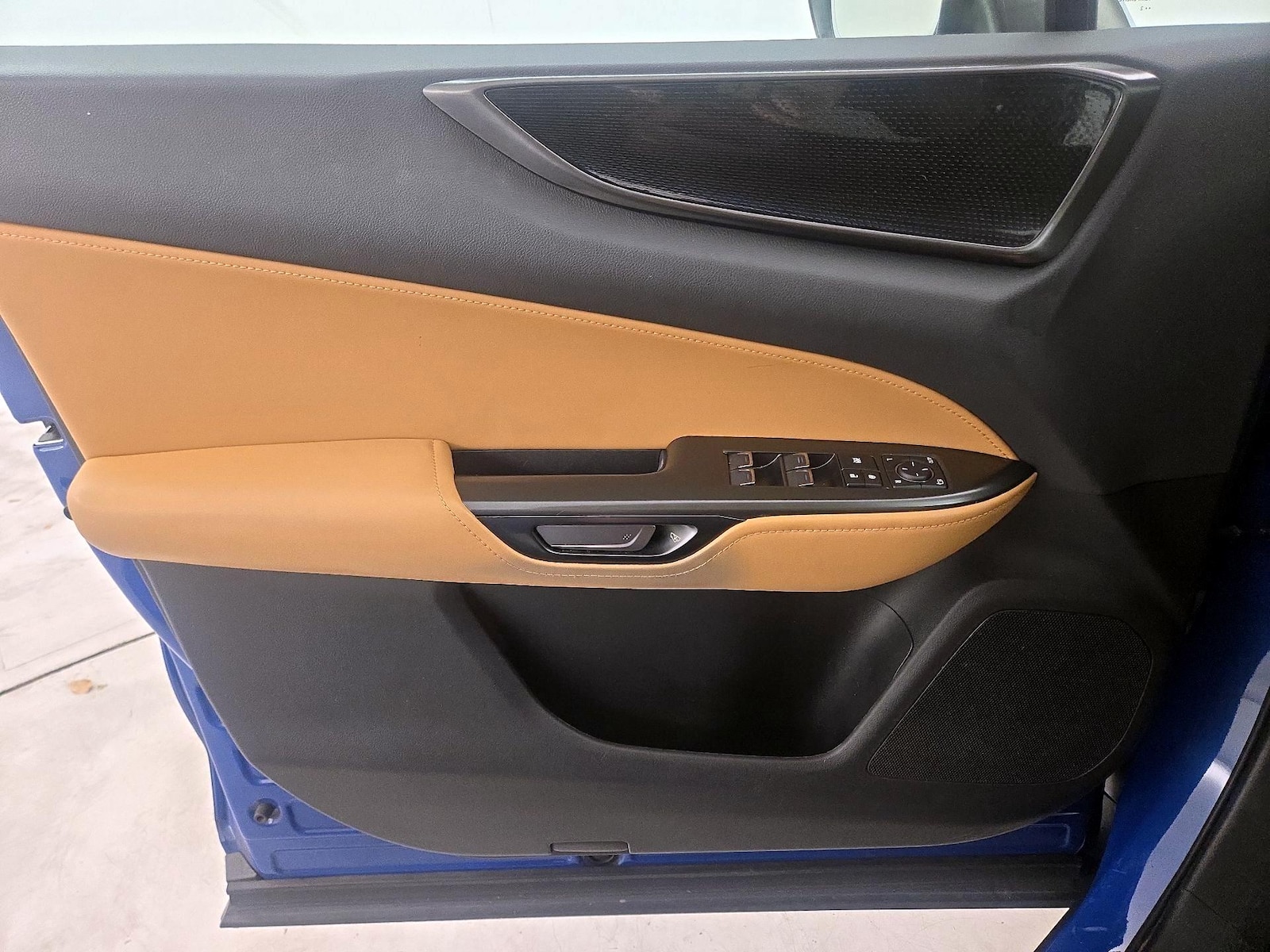 2022 Lexus NX 250 - Photo 13