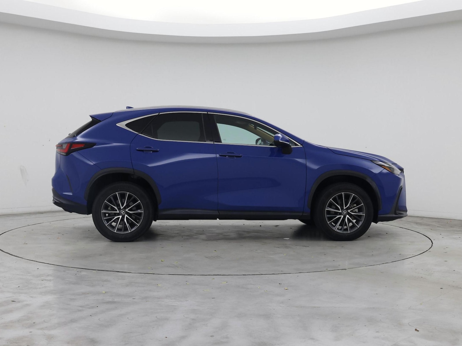 2022 Lexus NX 250 - Photo 8