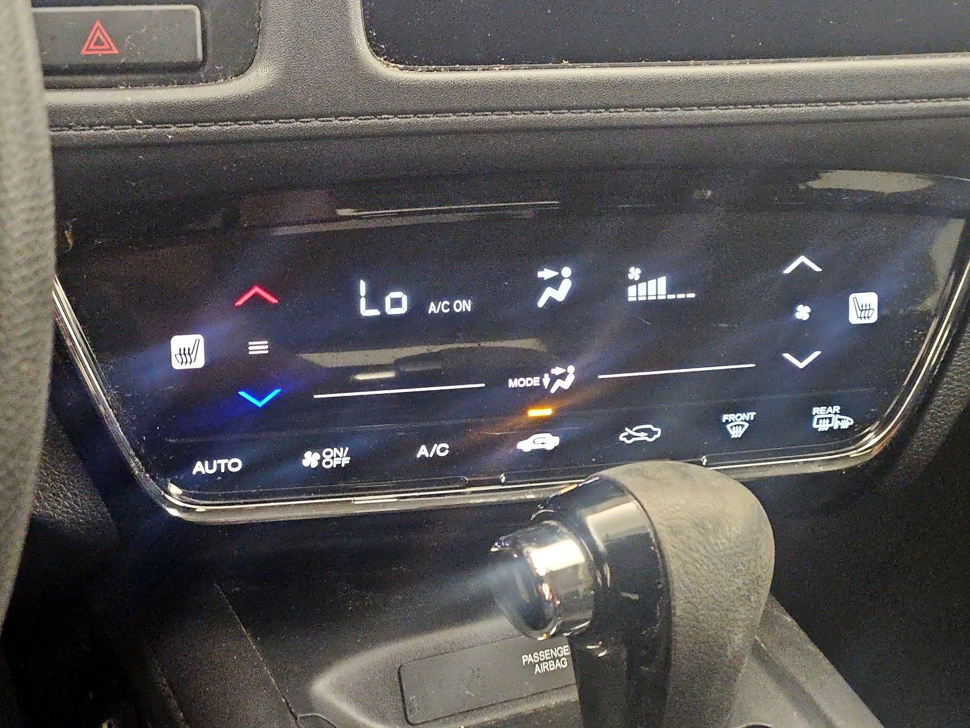 Thumbnail: 2016 Honda HR-V - 16