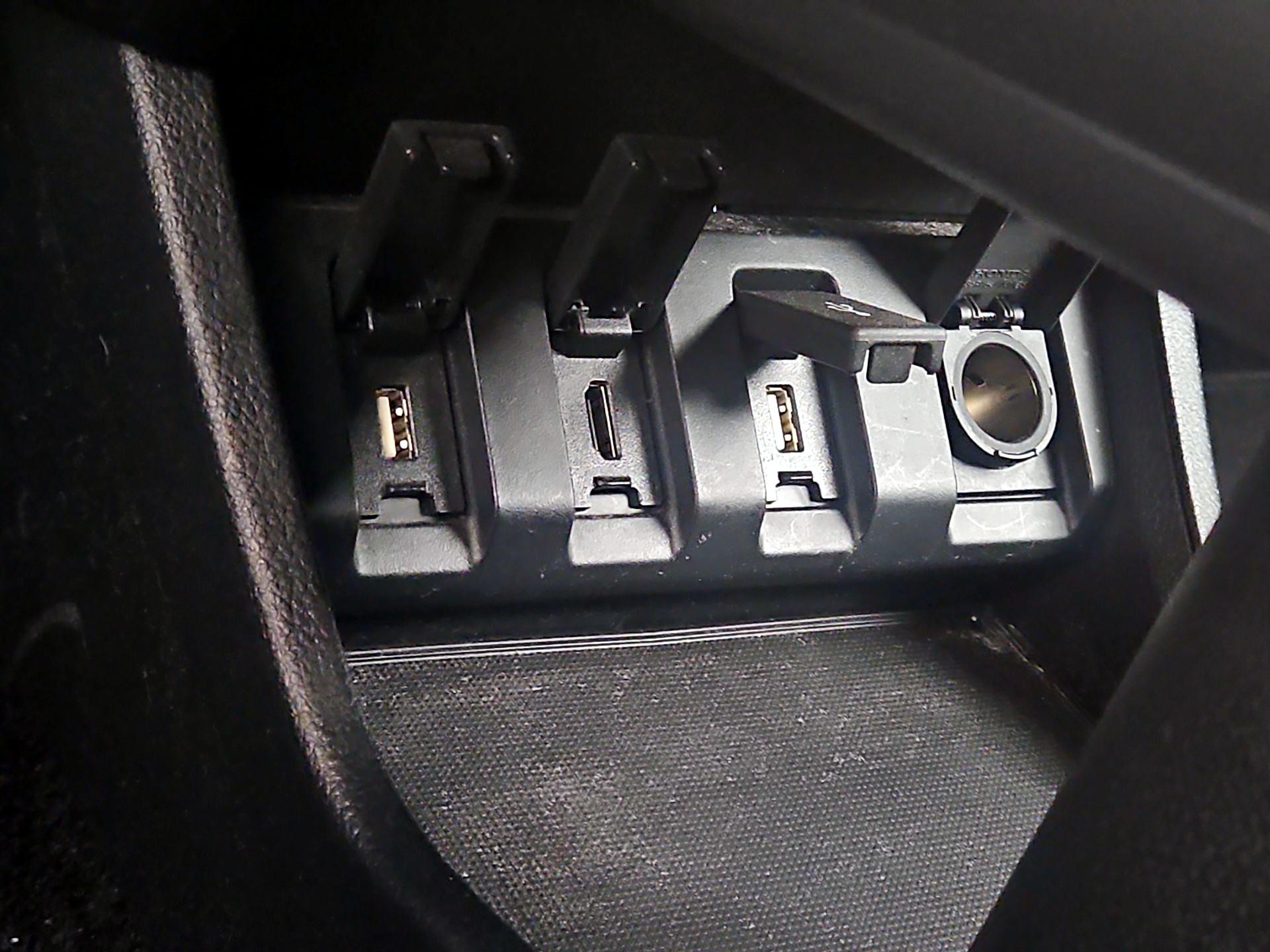 Thumbnail: 2016 Honda HR-V - 18