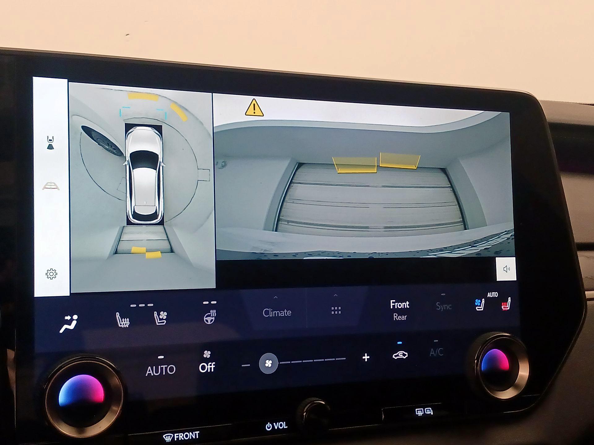 Thumbnail: 2023 Lexus RX - 15