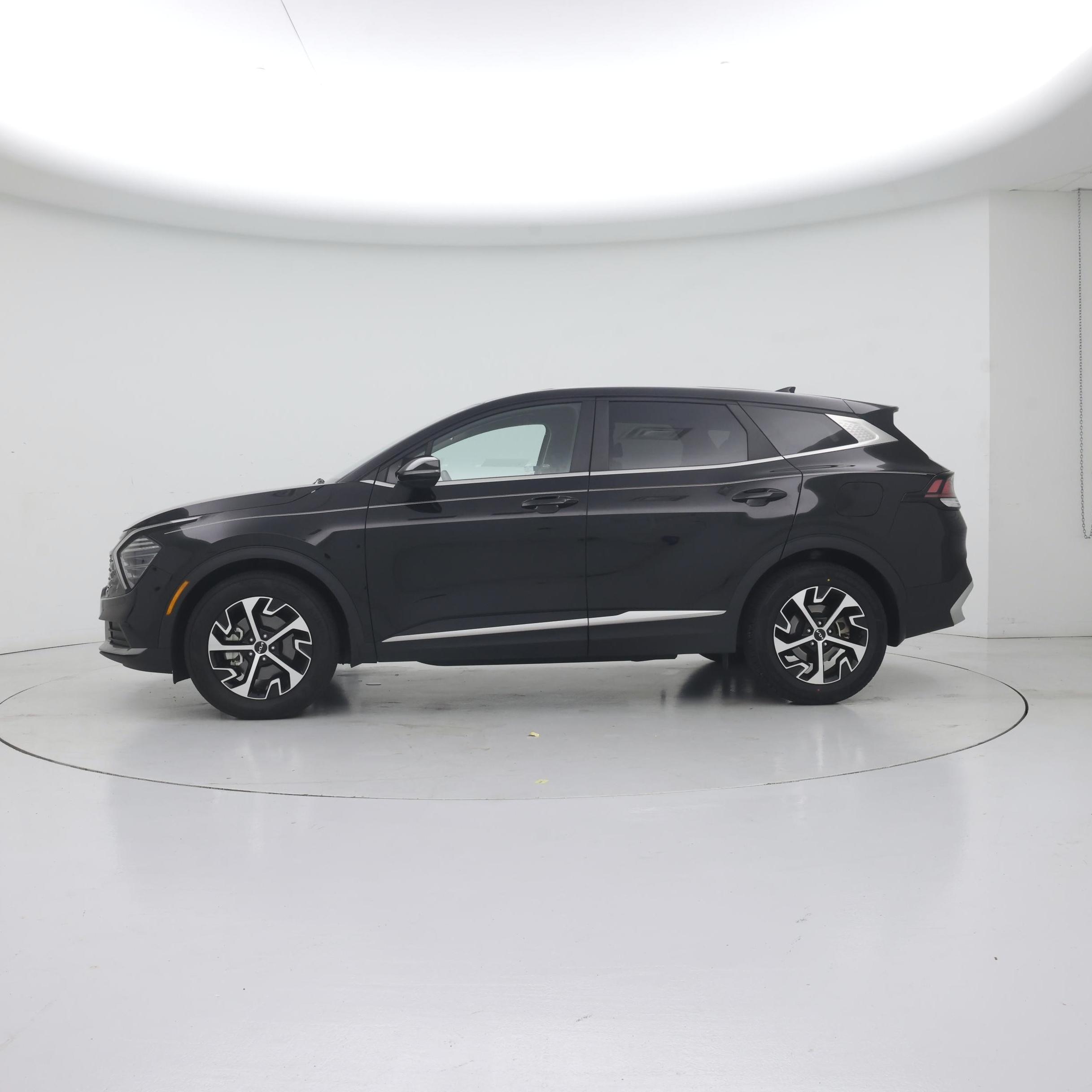 Thumbnail: 2025 Kia Sportage - 3