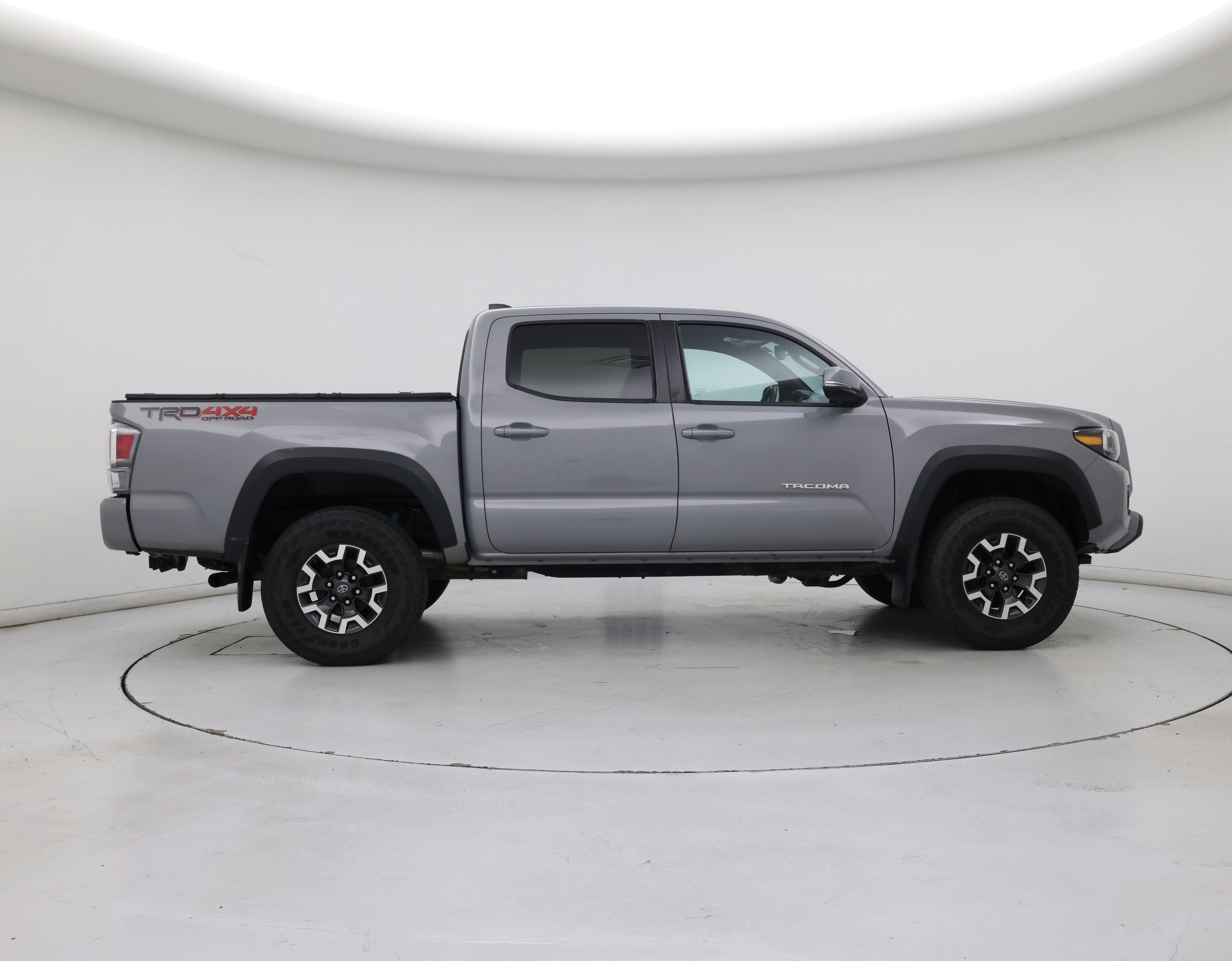 Thumbnail: 2020 Toyota Tacoma - 7