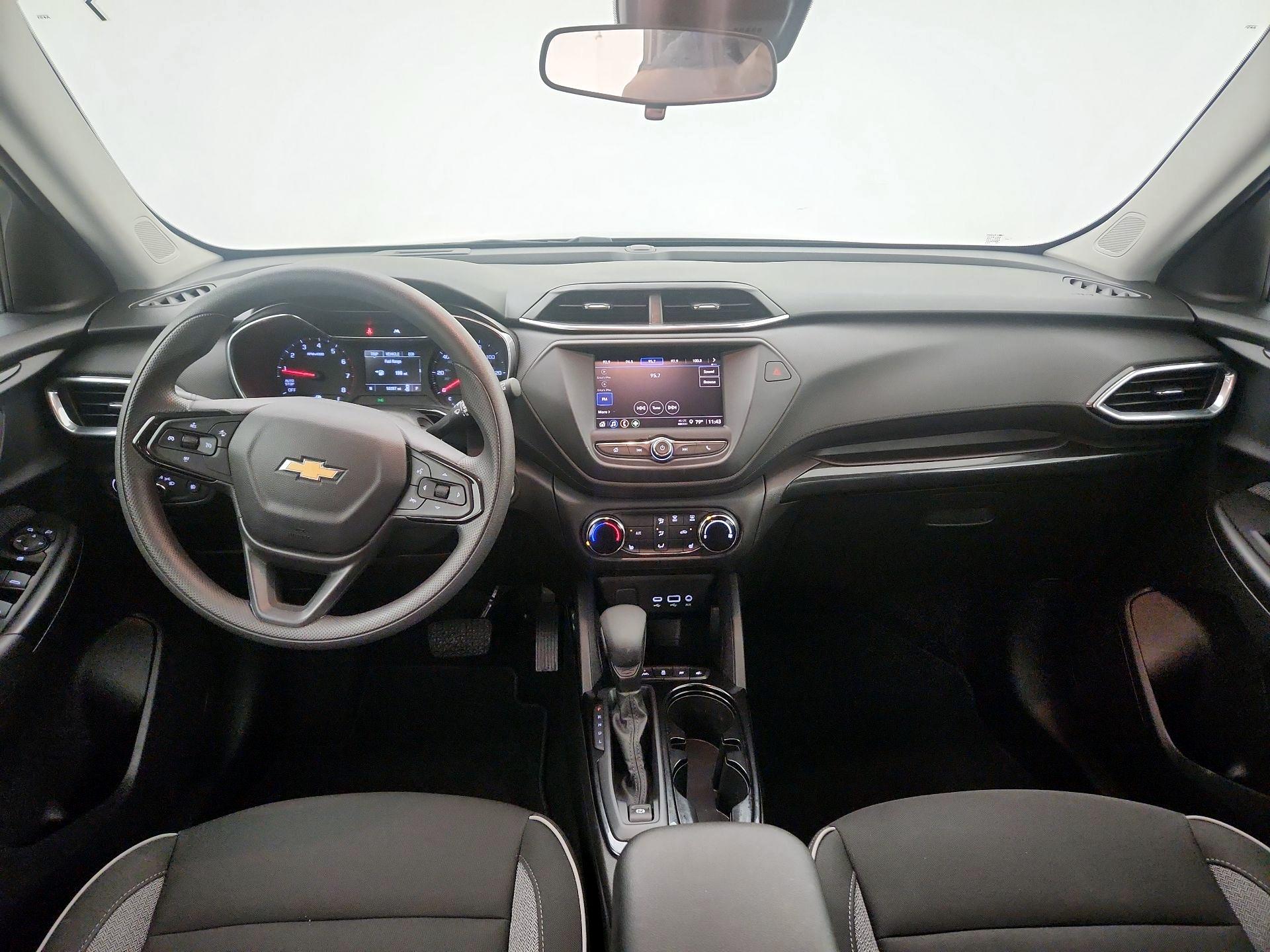 Thumbnail: 2023 Chevrolet TrailBlazer - 9