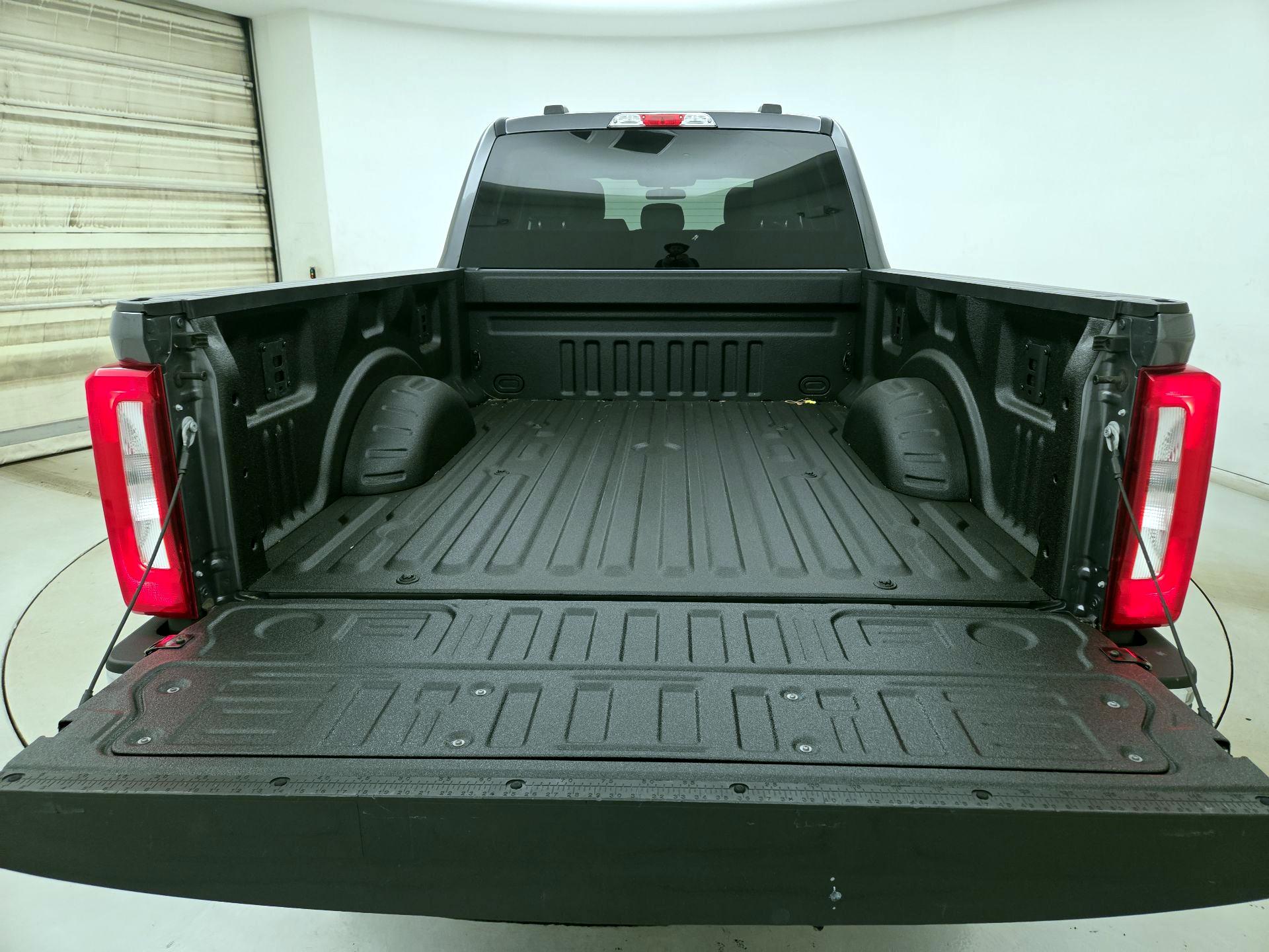Thumbnail: 2024 Ford F-250 - 18
