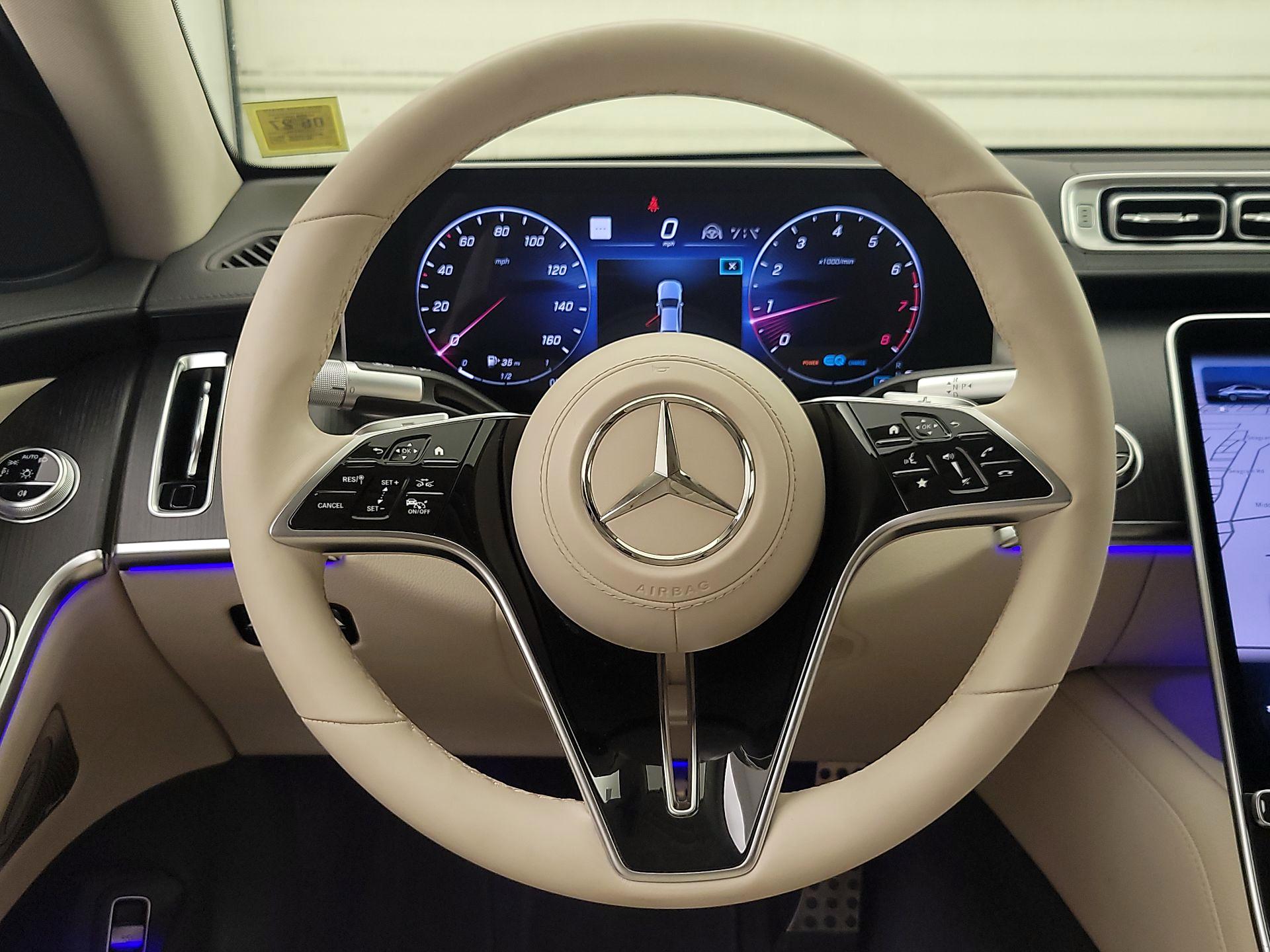 Thumbnail: 2022 Mercedes-Benz S-Class - 10
