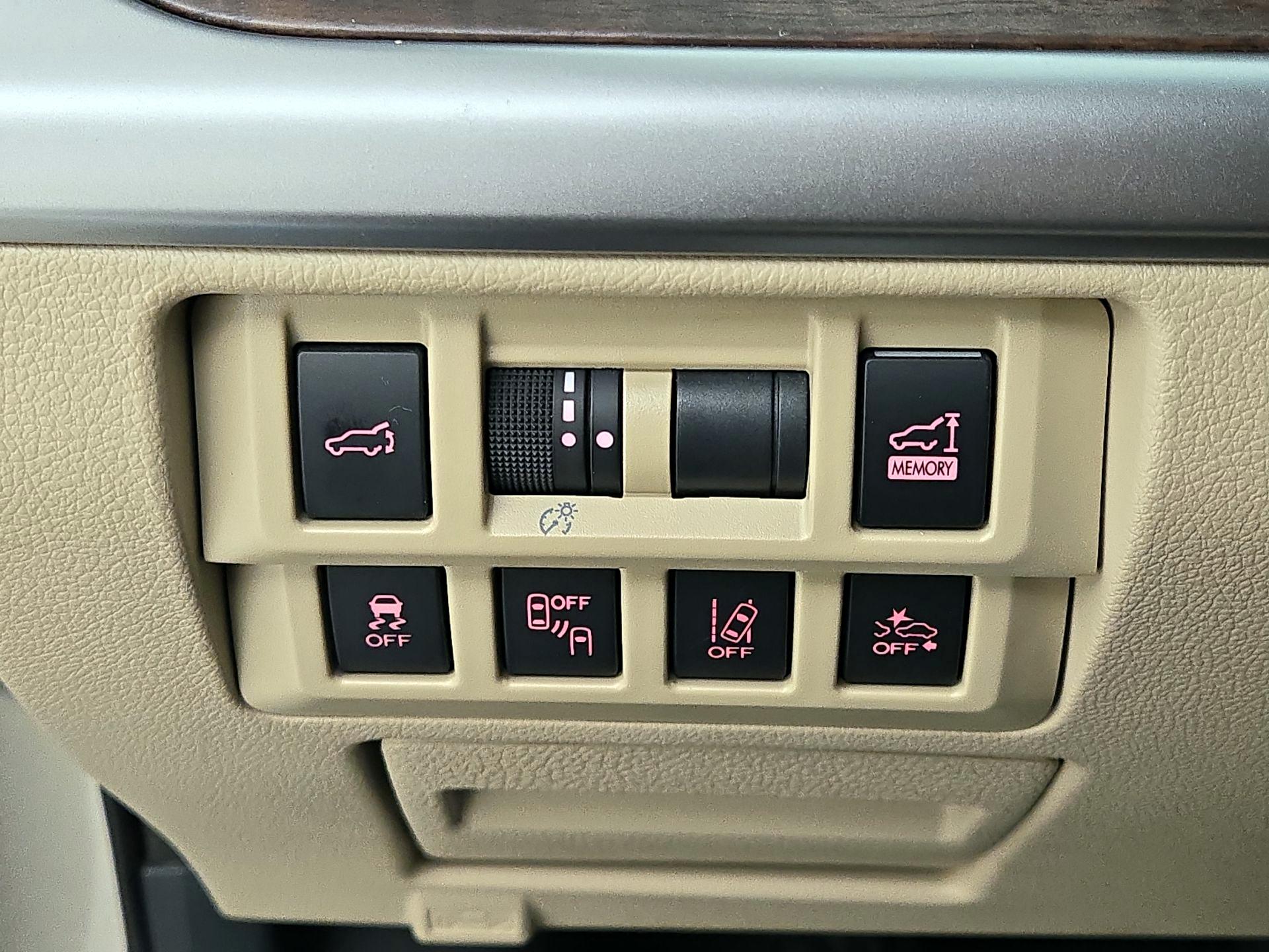 Thumbnail: 2019 Subaru Outback - 13