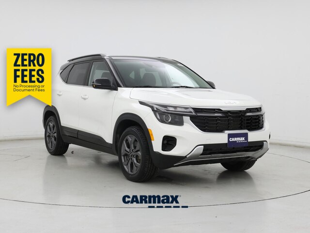 White 2024 Kia Seltos SUV / Crossover All-Wheel Drive Automatic