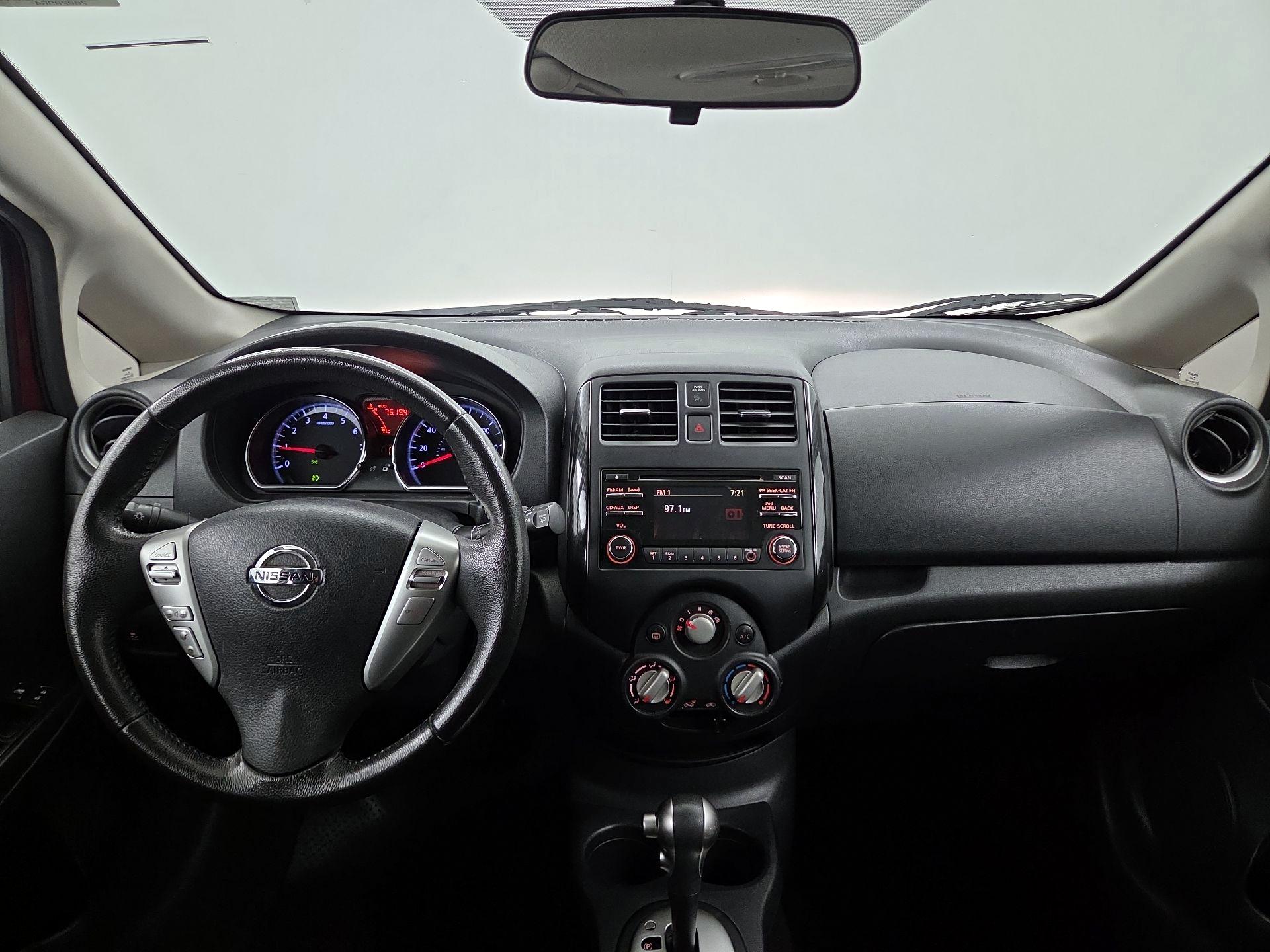 Thumbnail: 2014 Nissan Versa Note - 9