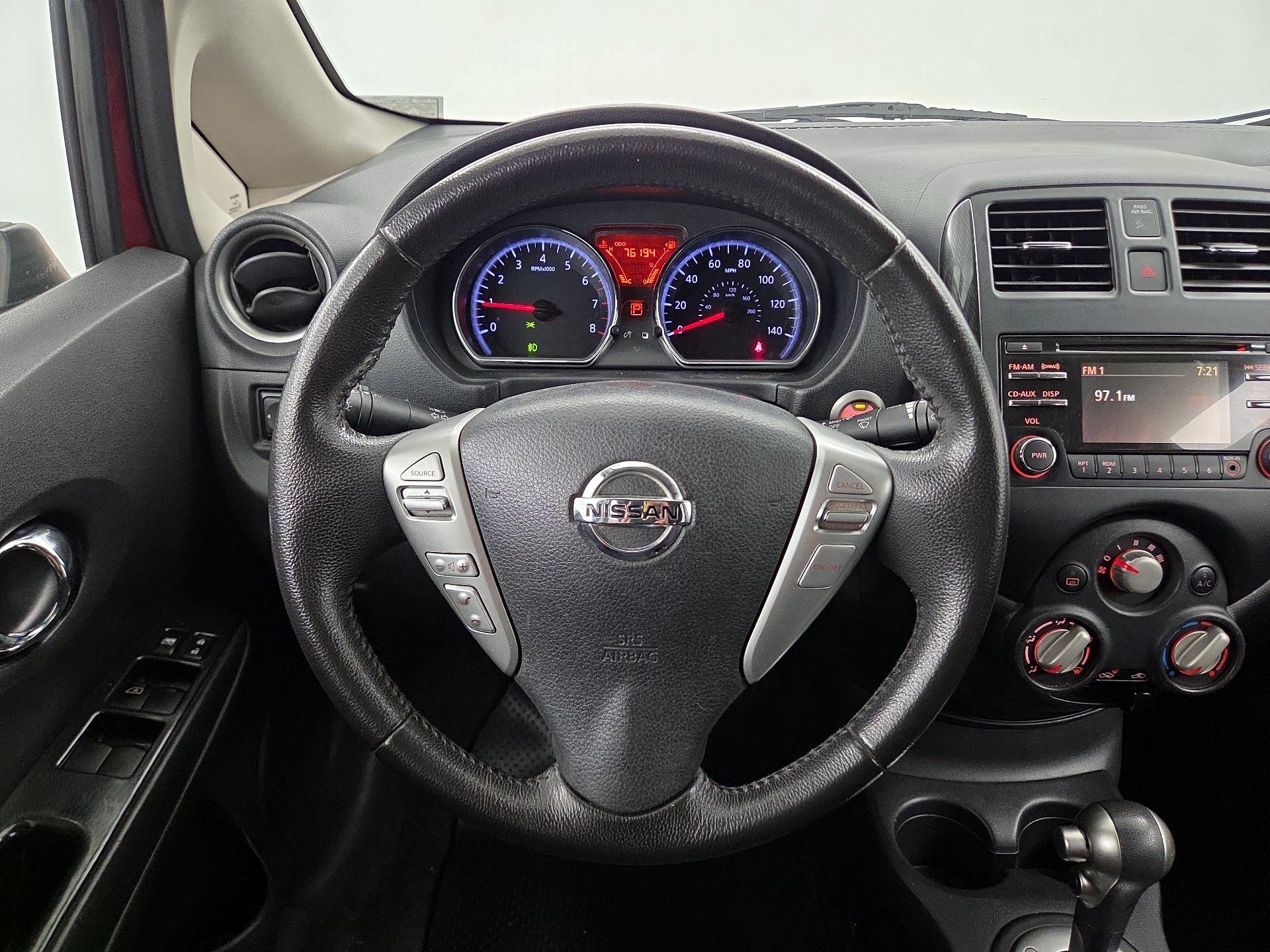 Thumbnail: 2014 Nissan Versa Note - 10