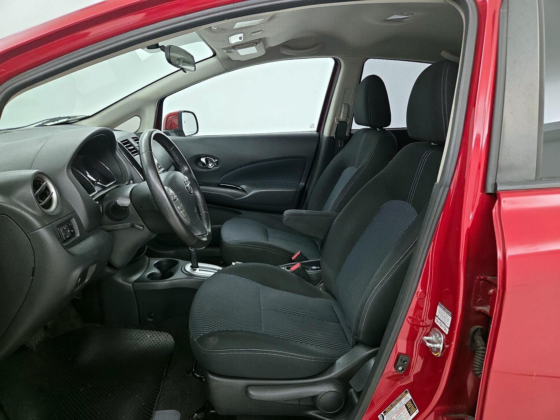 Thumbnail: 2014 Nissan Versa Note - 11