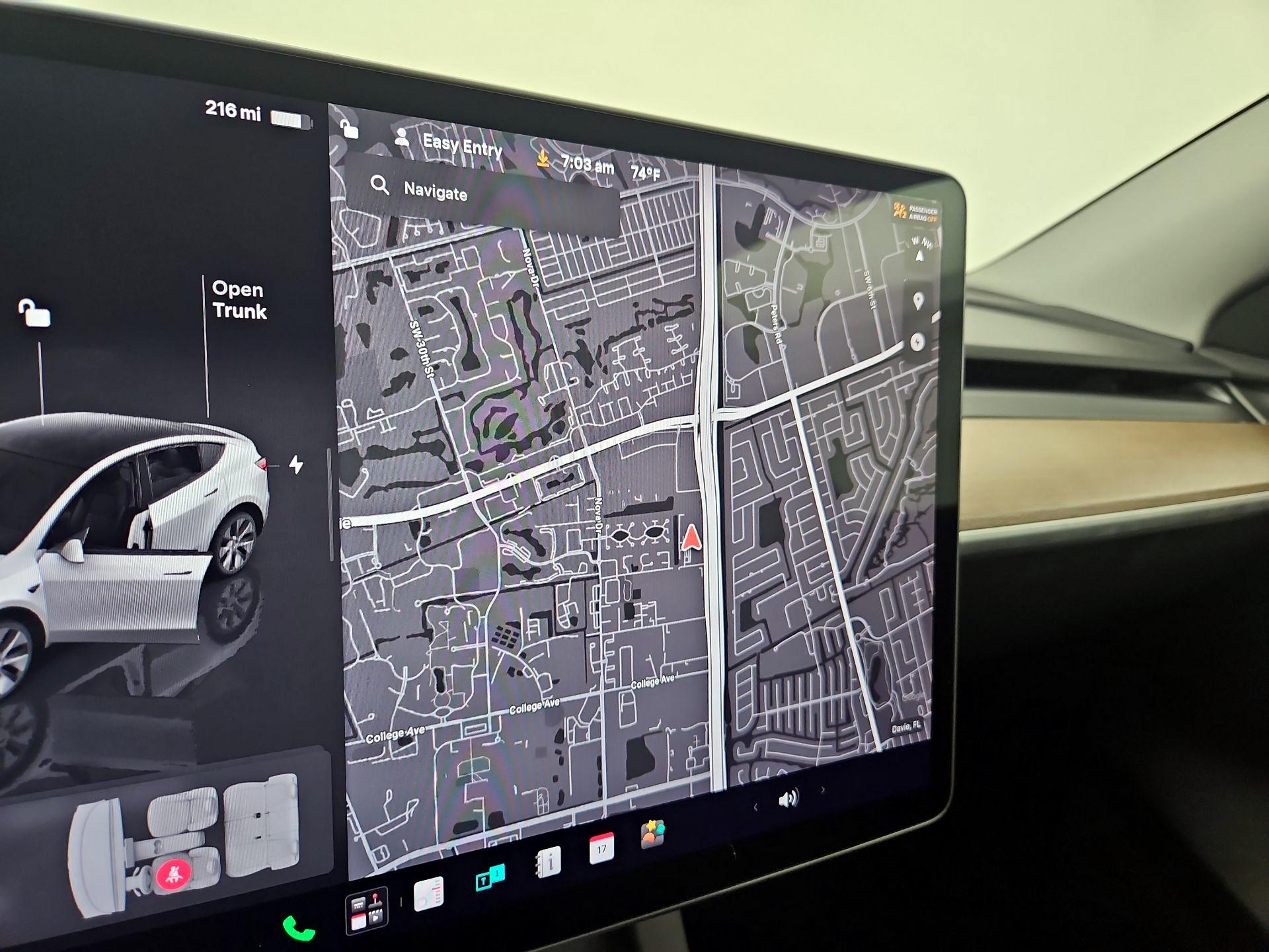 Thumbnail: 2023 Tesla Model Y - 14
