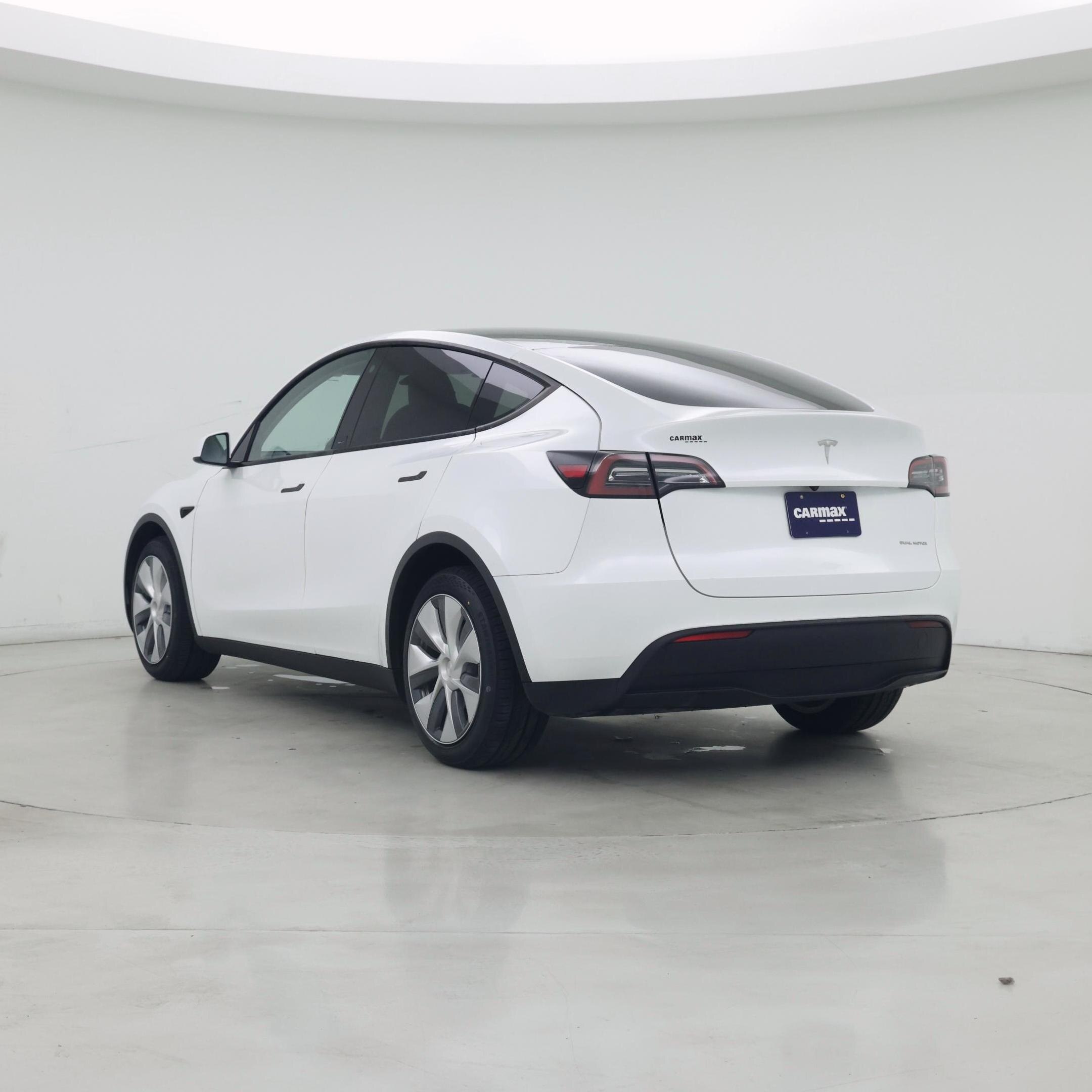 Thumbnail: 2023 Tesla Model Y - 2