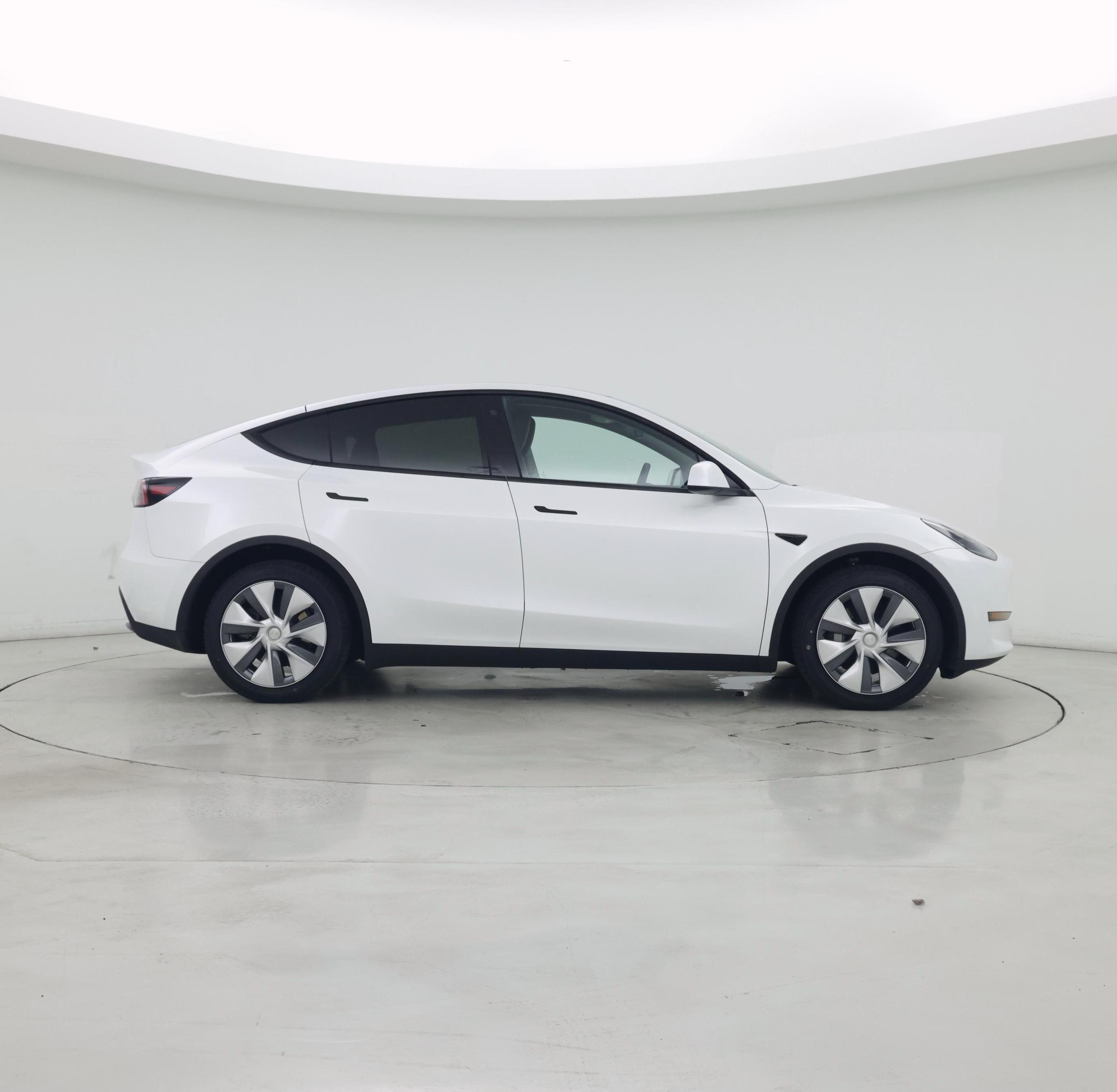 Thumbnail: 2023 Tesla Model Y - 7