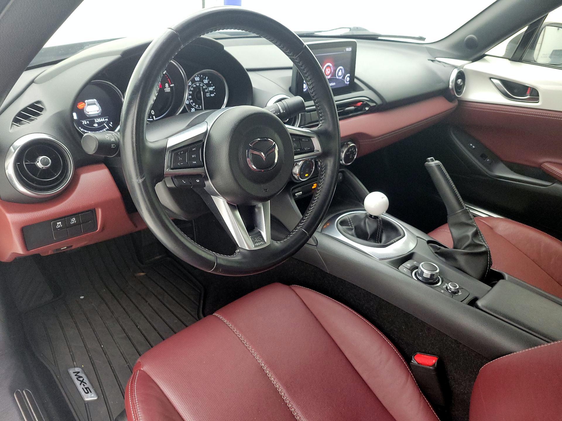 Thumbnail: 2020 Mazda MX-5 Miata - 9