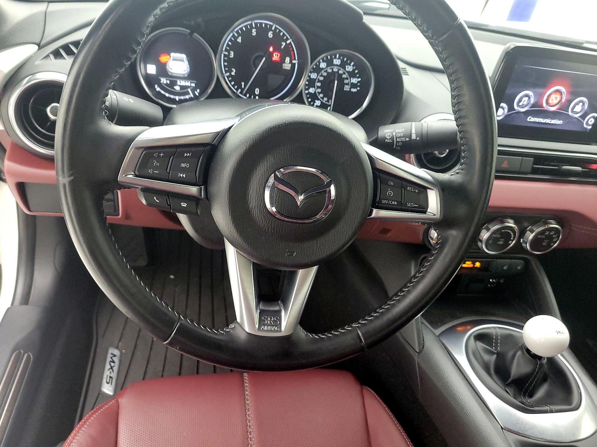 Thumbnail: 2020 Mazda MX-5 Miata - 10