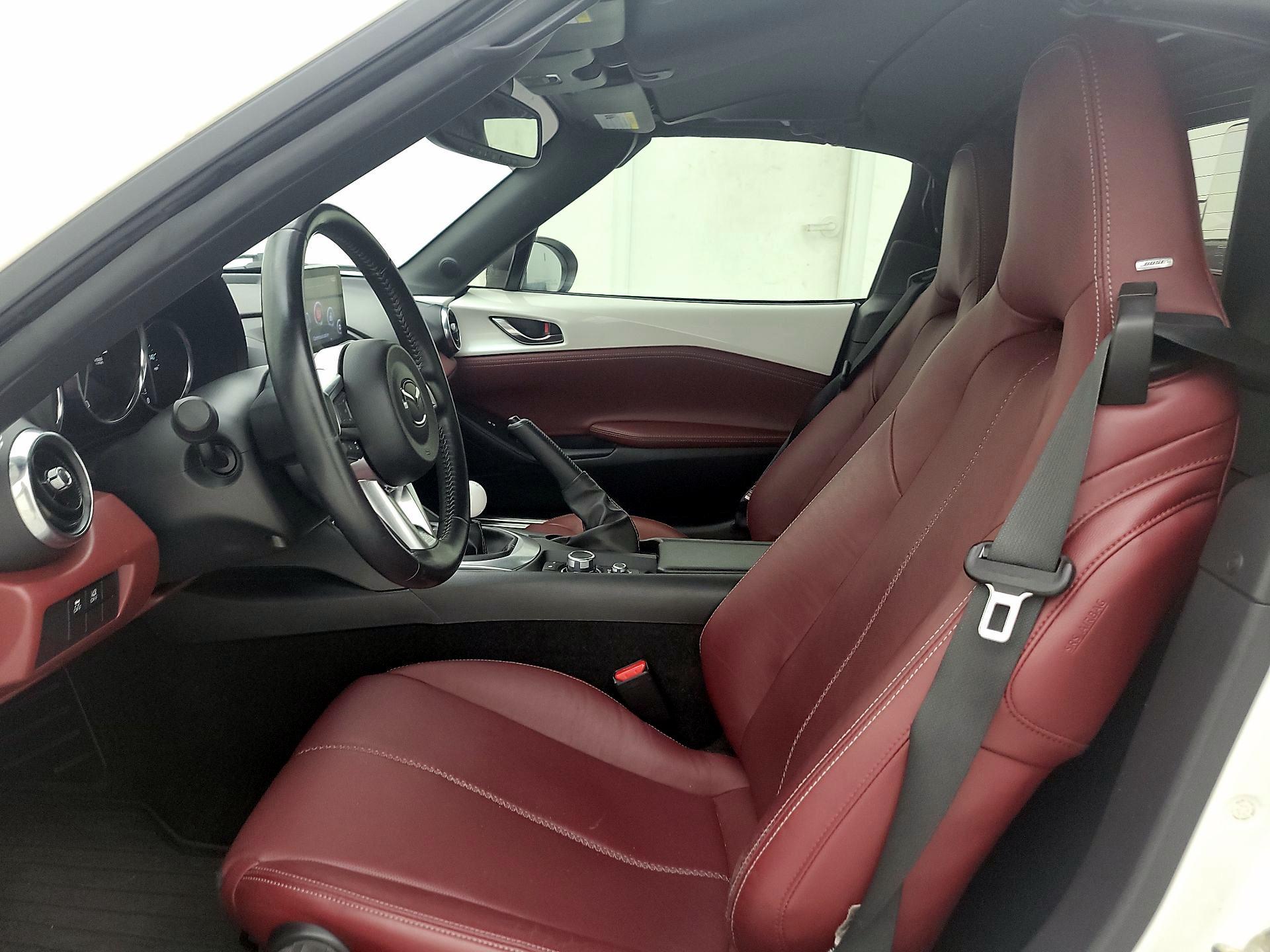 Thumbnail: 2020 Mazda MX-5 Miata - 11