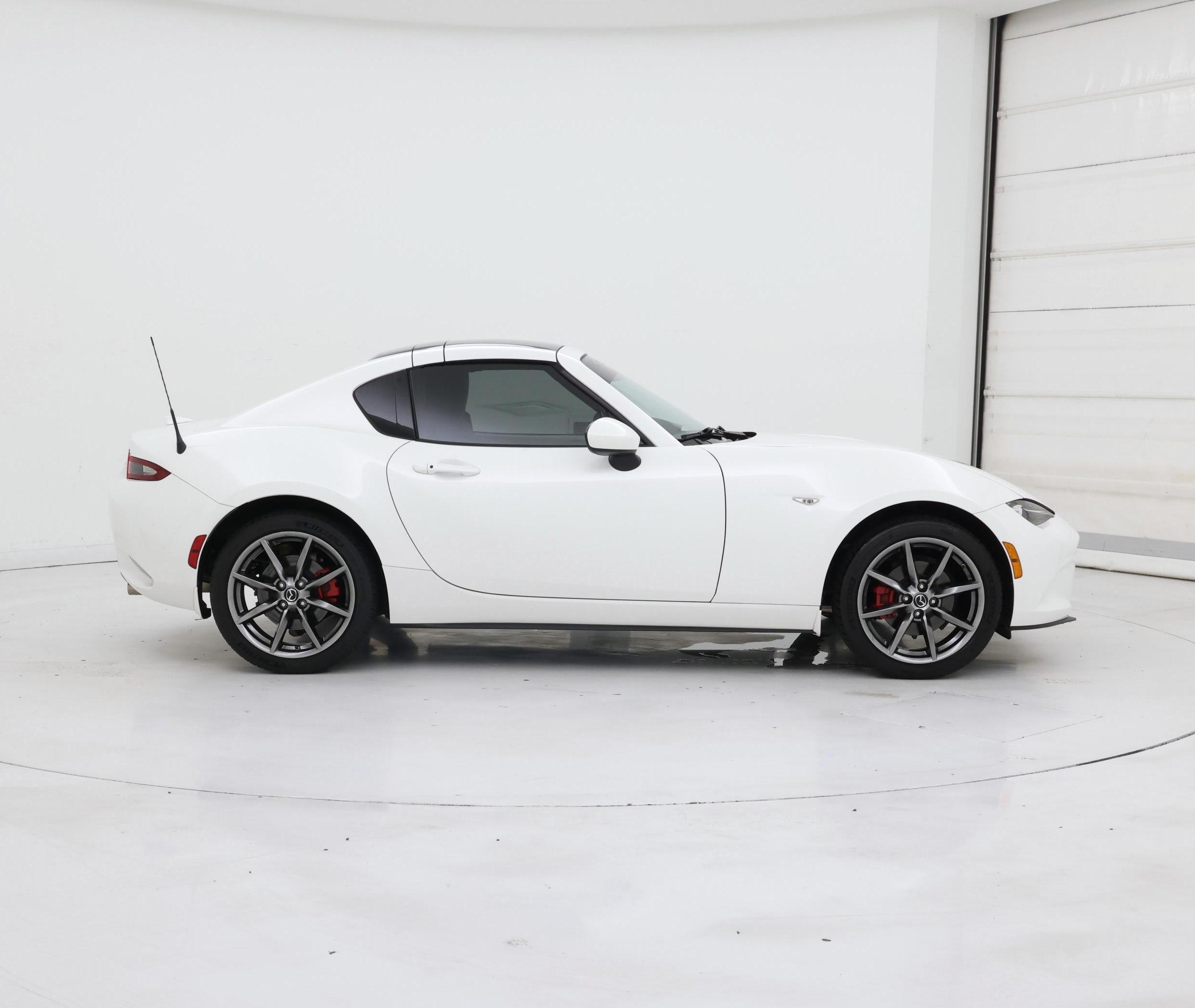 Thumbnail: 2020 Mazda MX-5 Miata - 7
