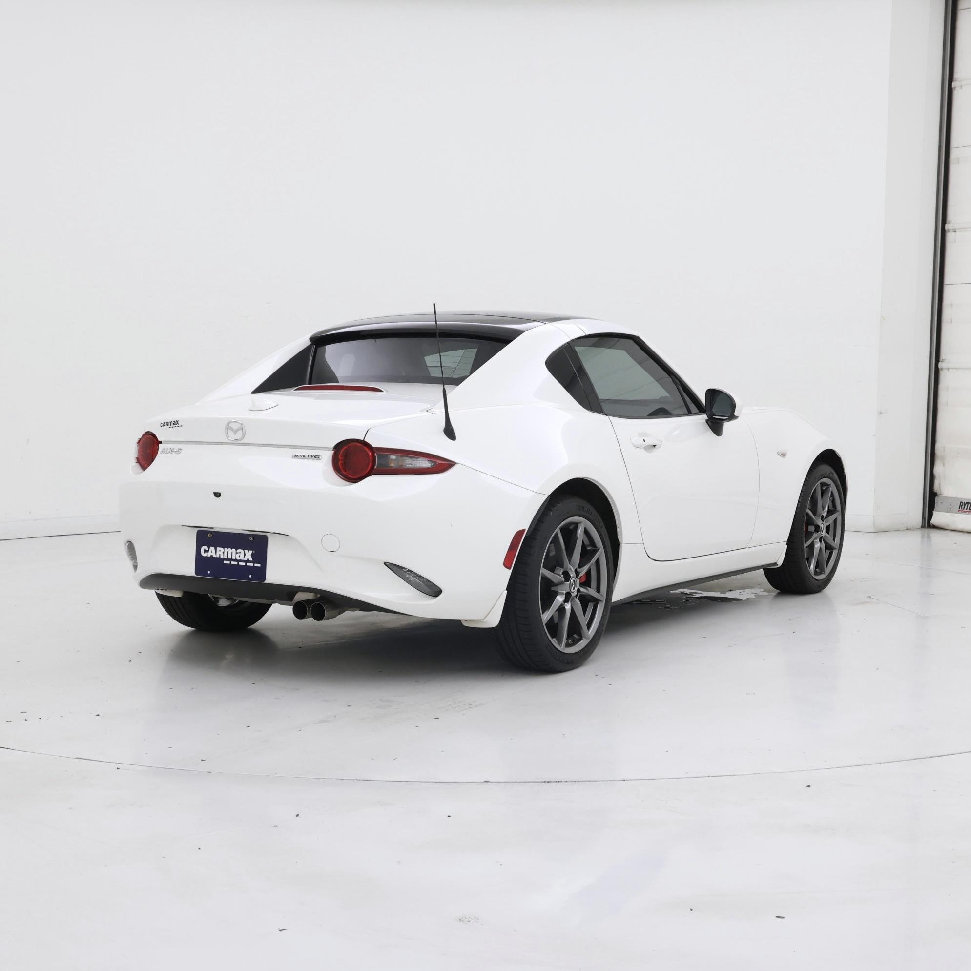 Thumbnail: 2020 Mazda MX-5 Miata - 8