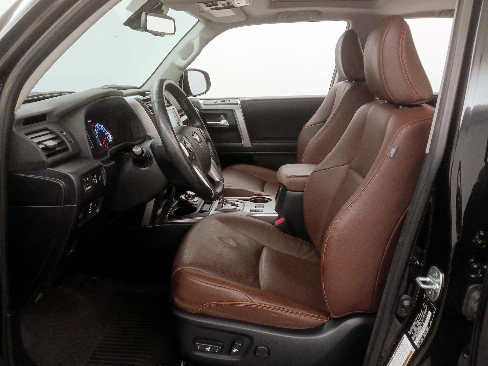 2024 Toyota 4Runner Limited - Photo 12