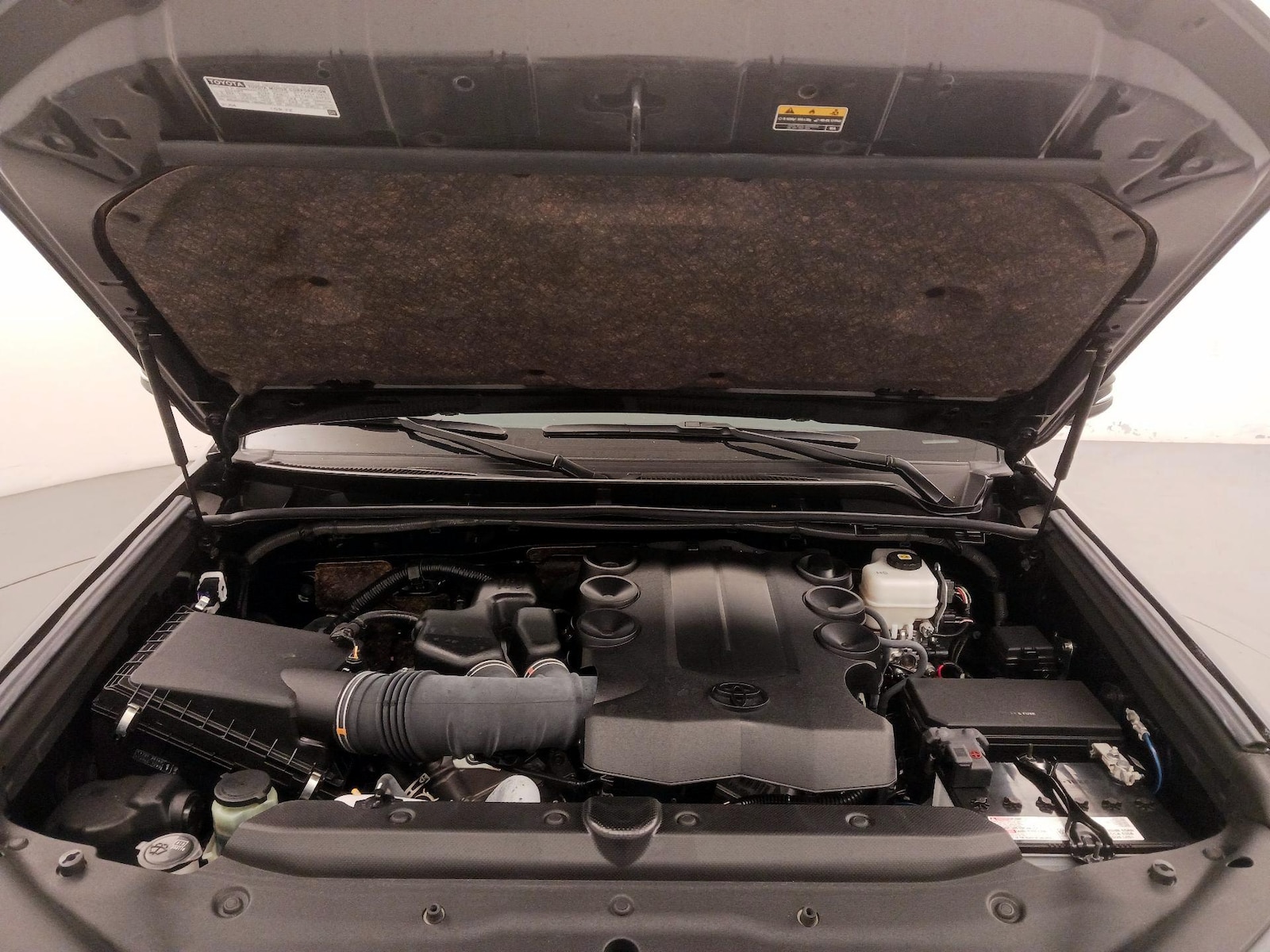 2024 Toyota 4Runner Limited - Photo 26