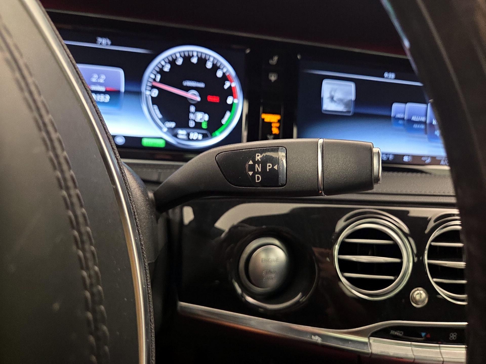 Thumbnail: 2016 Mercedes-Benz S-Class - 18
