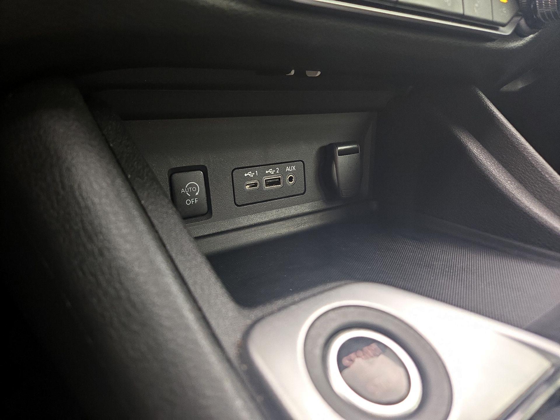 Thumbnail: 2025 Nissan Sentra - 18