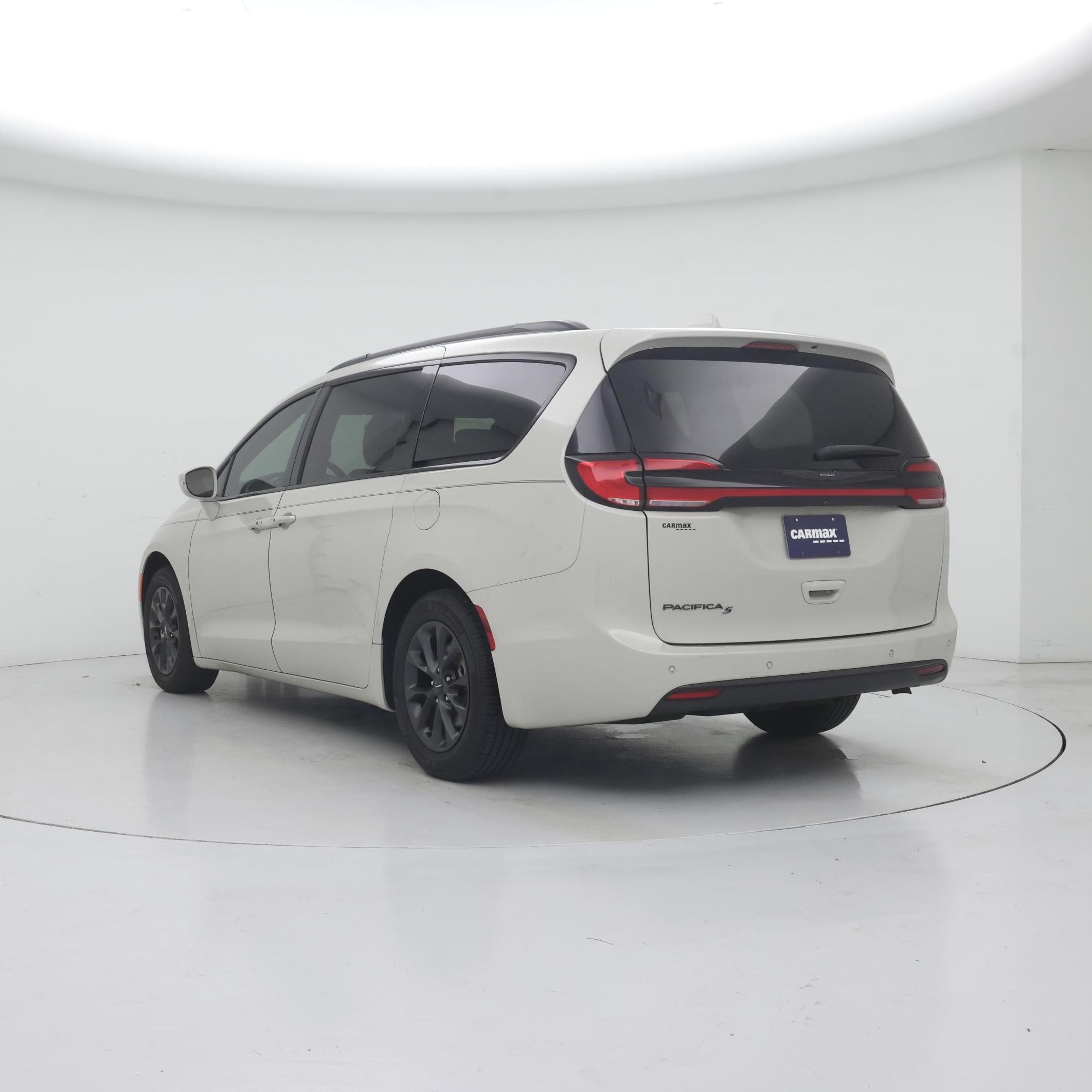 Thumbnail: 2021 Chrysler Pacifica - 2