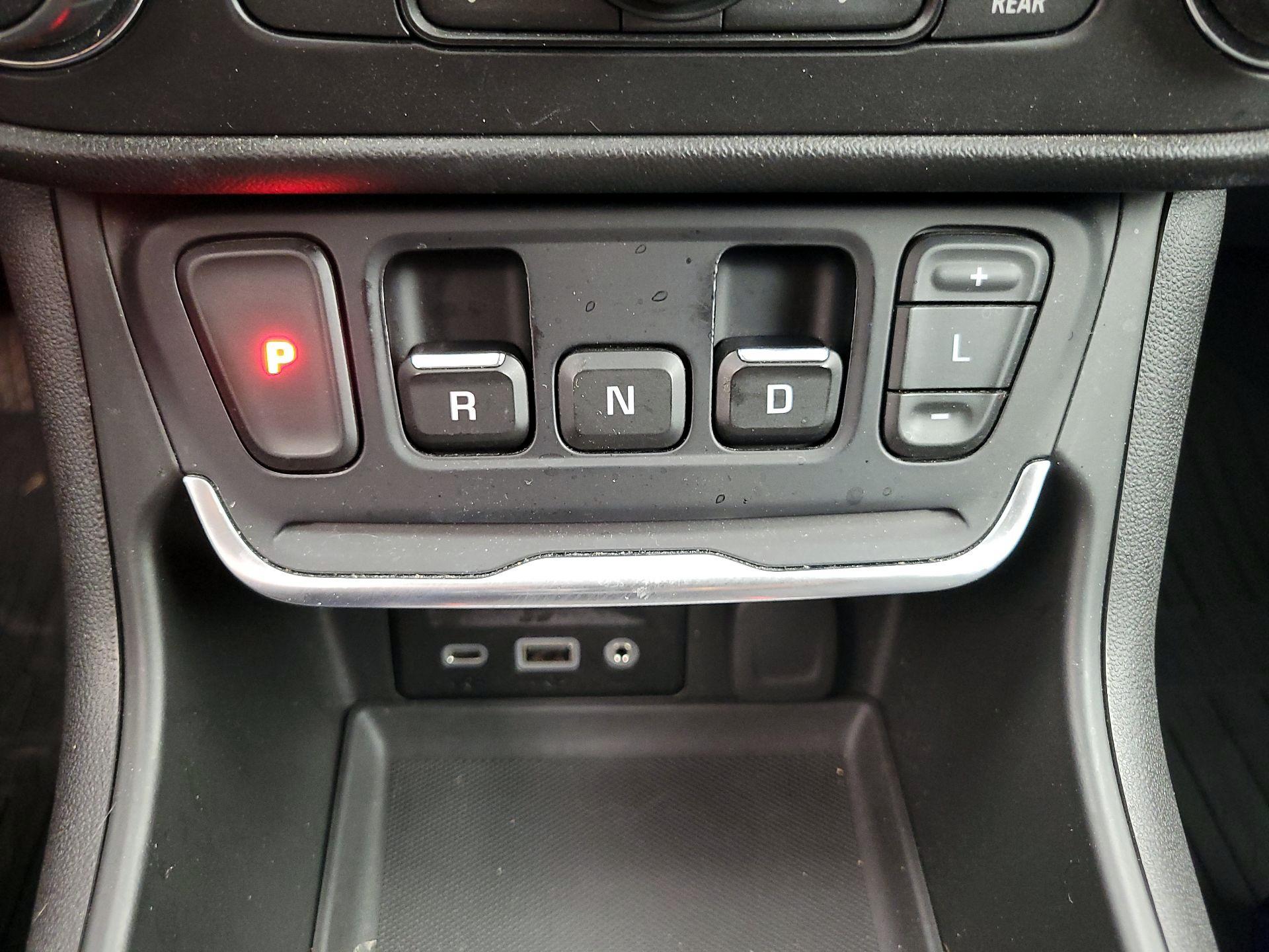 Thumbnail: 2019 GMC Terrain - 17