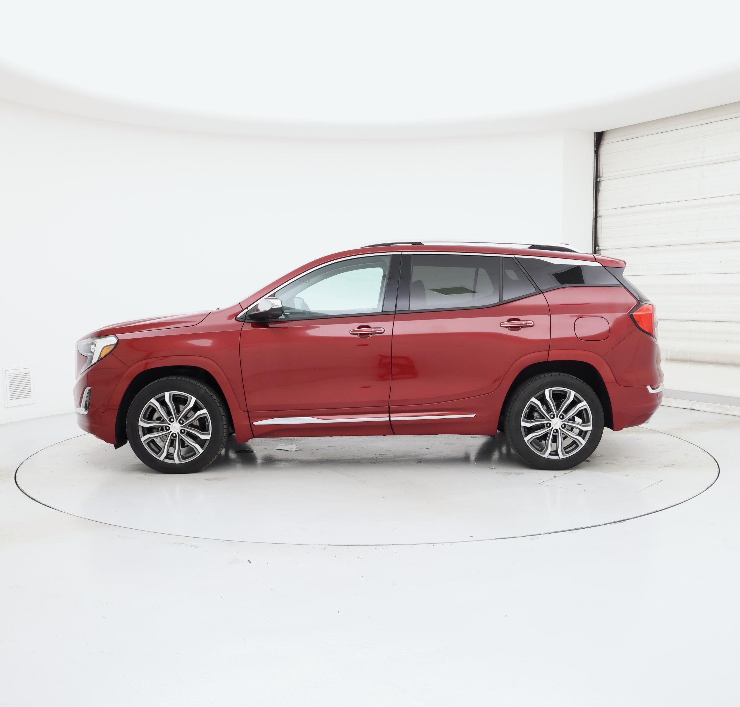 Thumbnail: 2019 GMC Terrain - 3