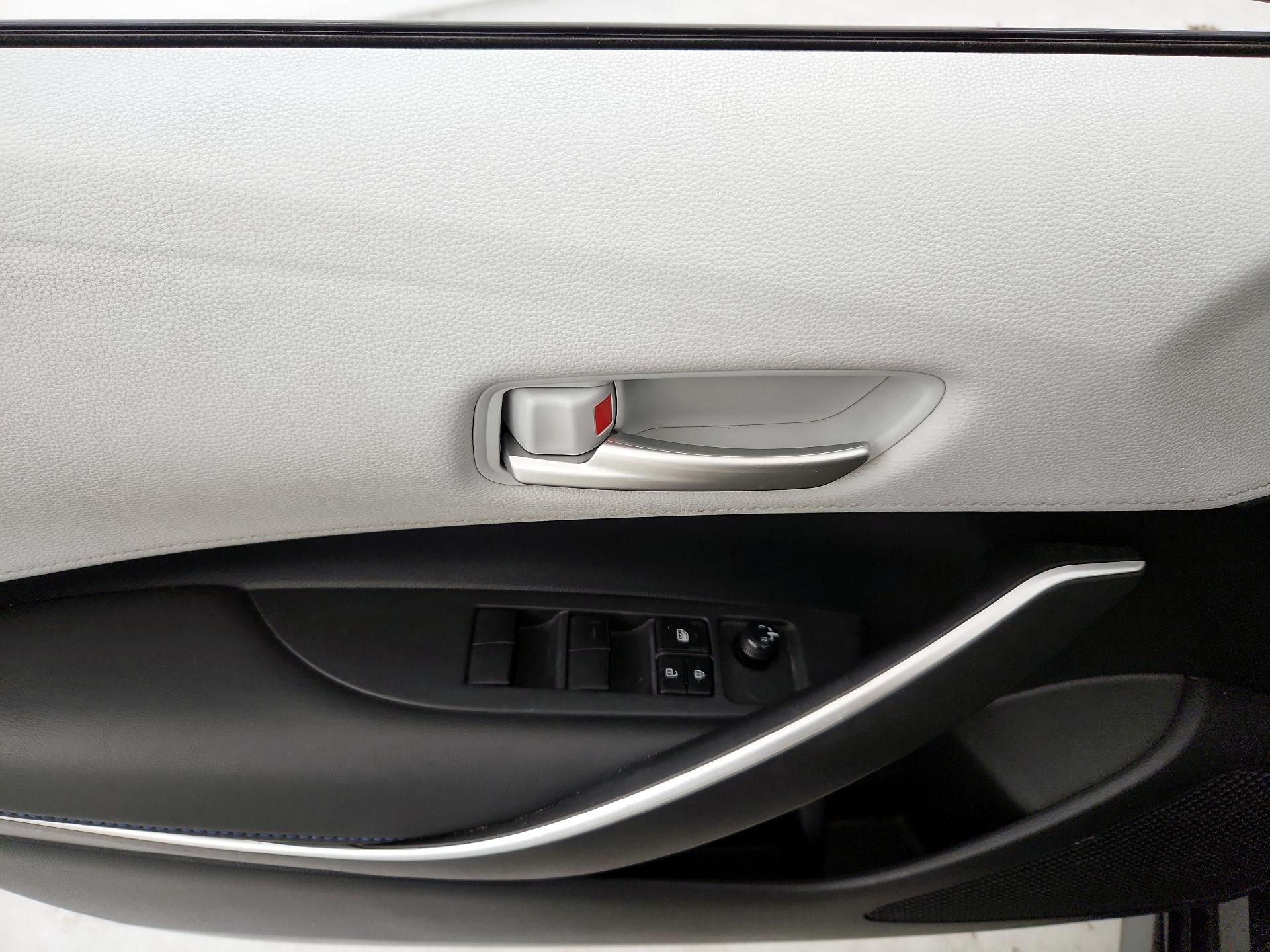 Thumbnail: 2020 Toyota Corolla - 12
