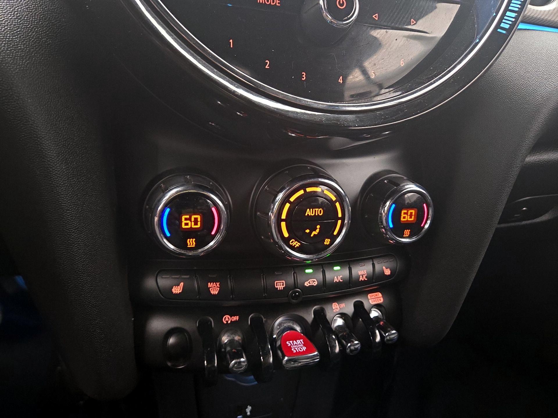 Thumbnail: 2023 MINI Cooper - 17
