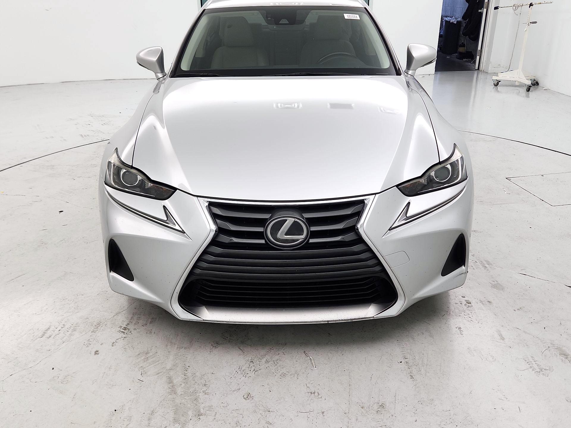 Thumbnail: 2017 Lexus IS - 2