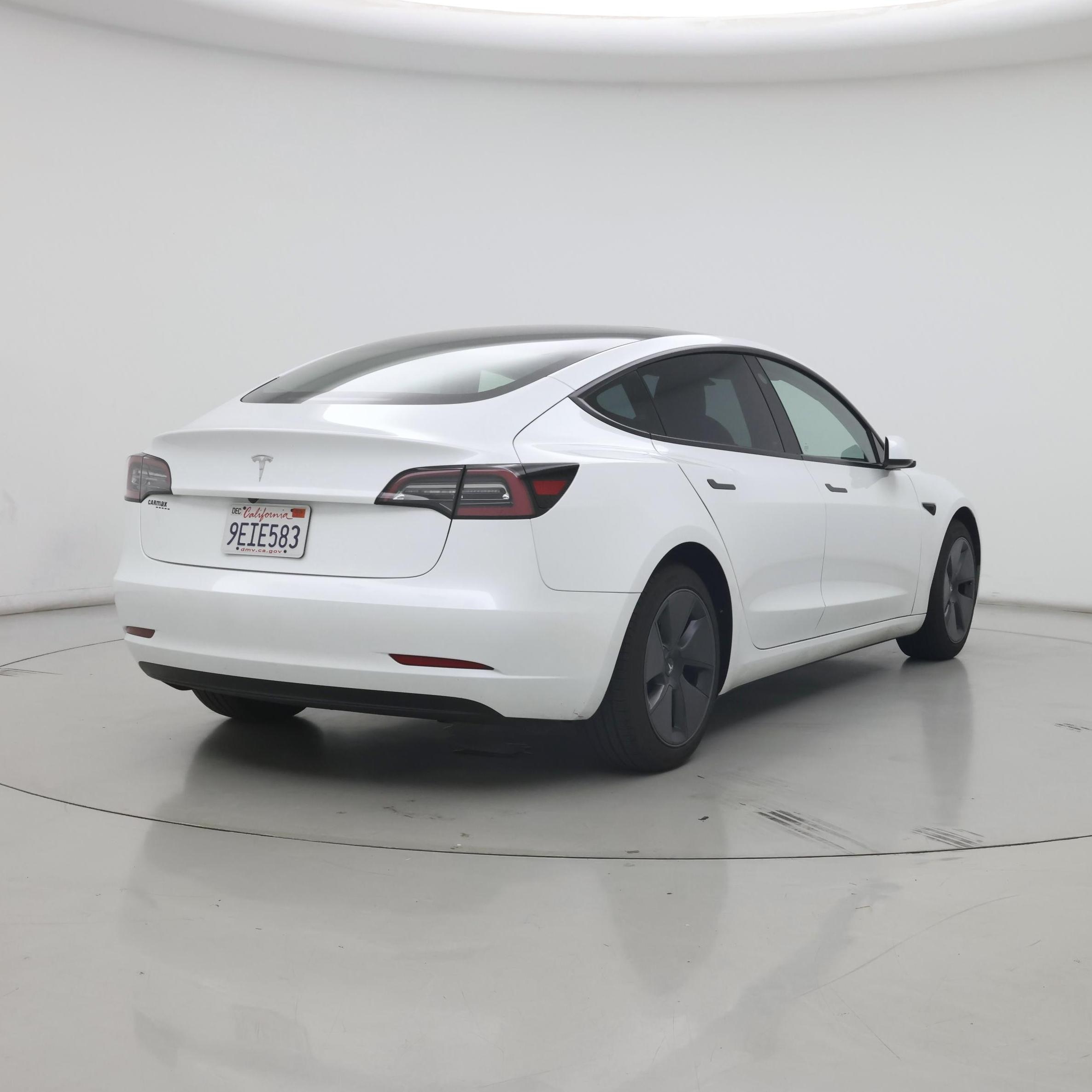 Thumbnail: 2023 Tesla Model 3 - 8