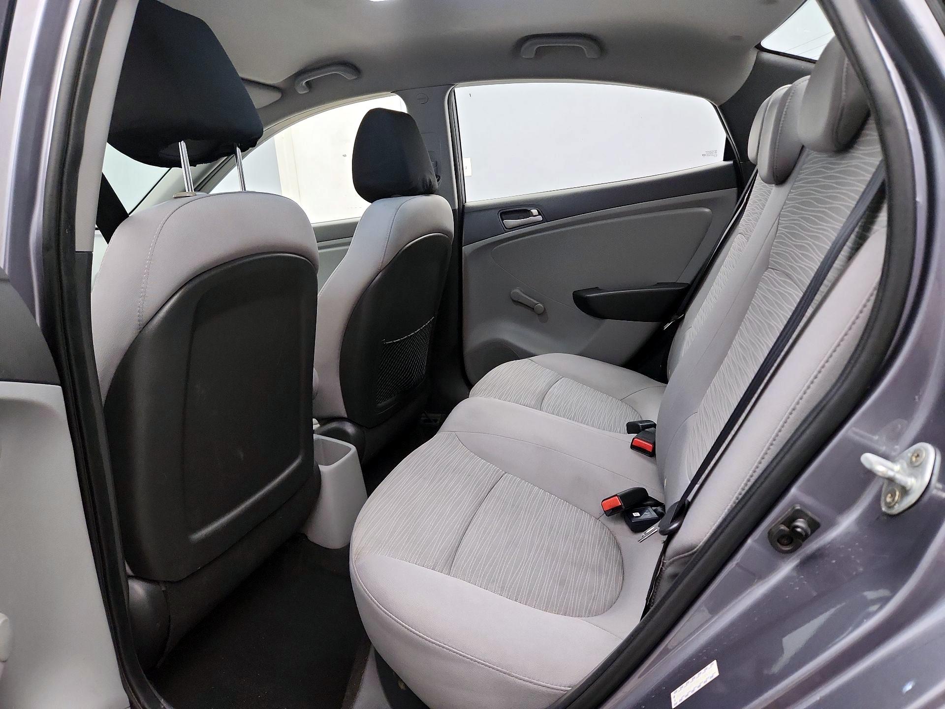 Thumbnail: 2017 Hyundai Accent - 18