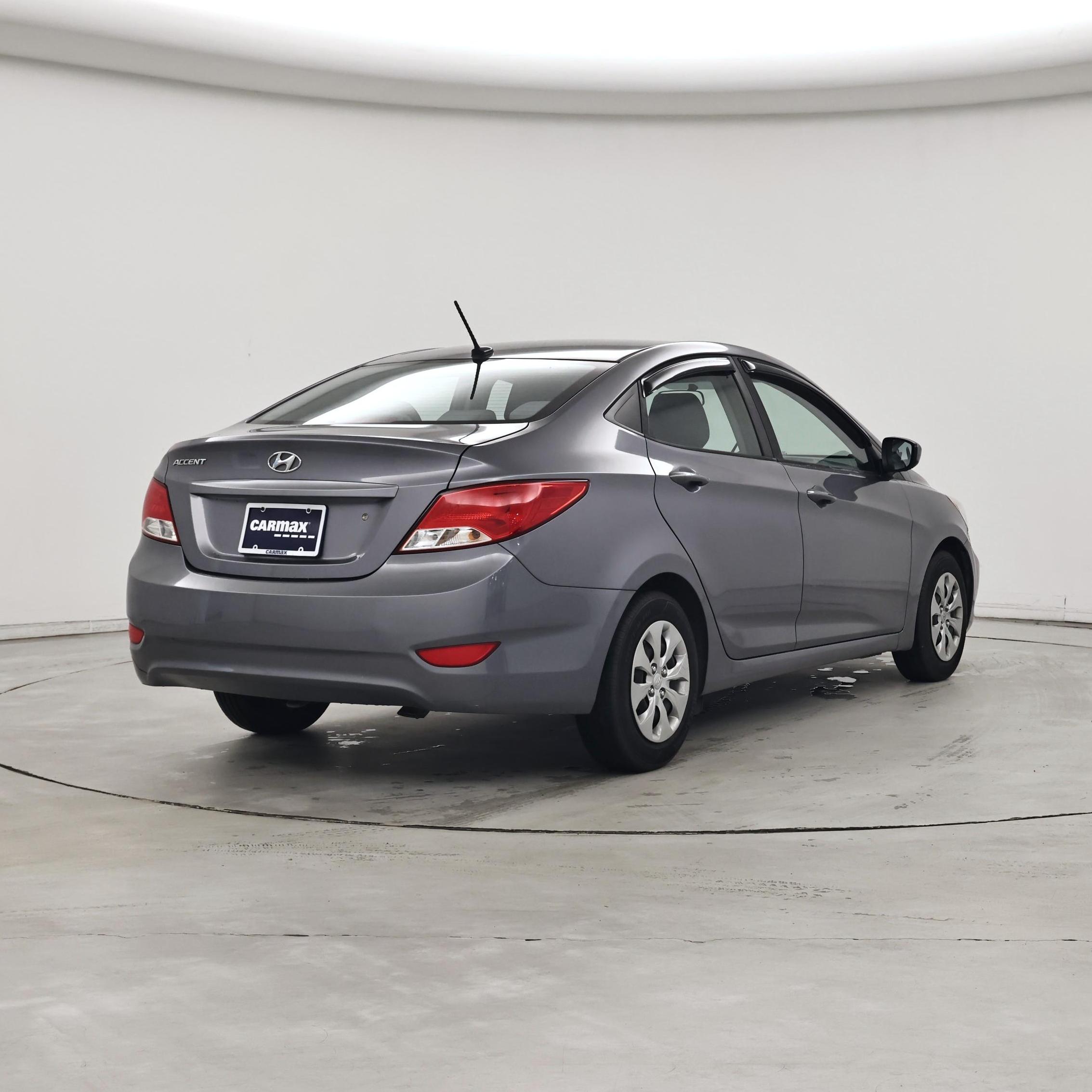Thumbnail: 2017 Hyundai Accent - 8