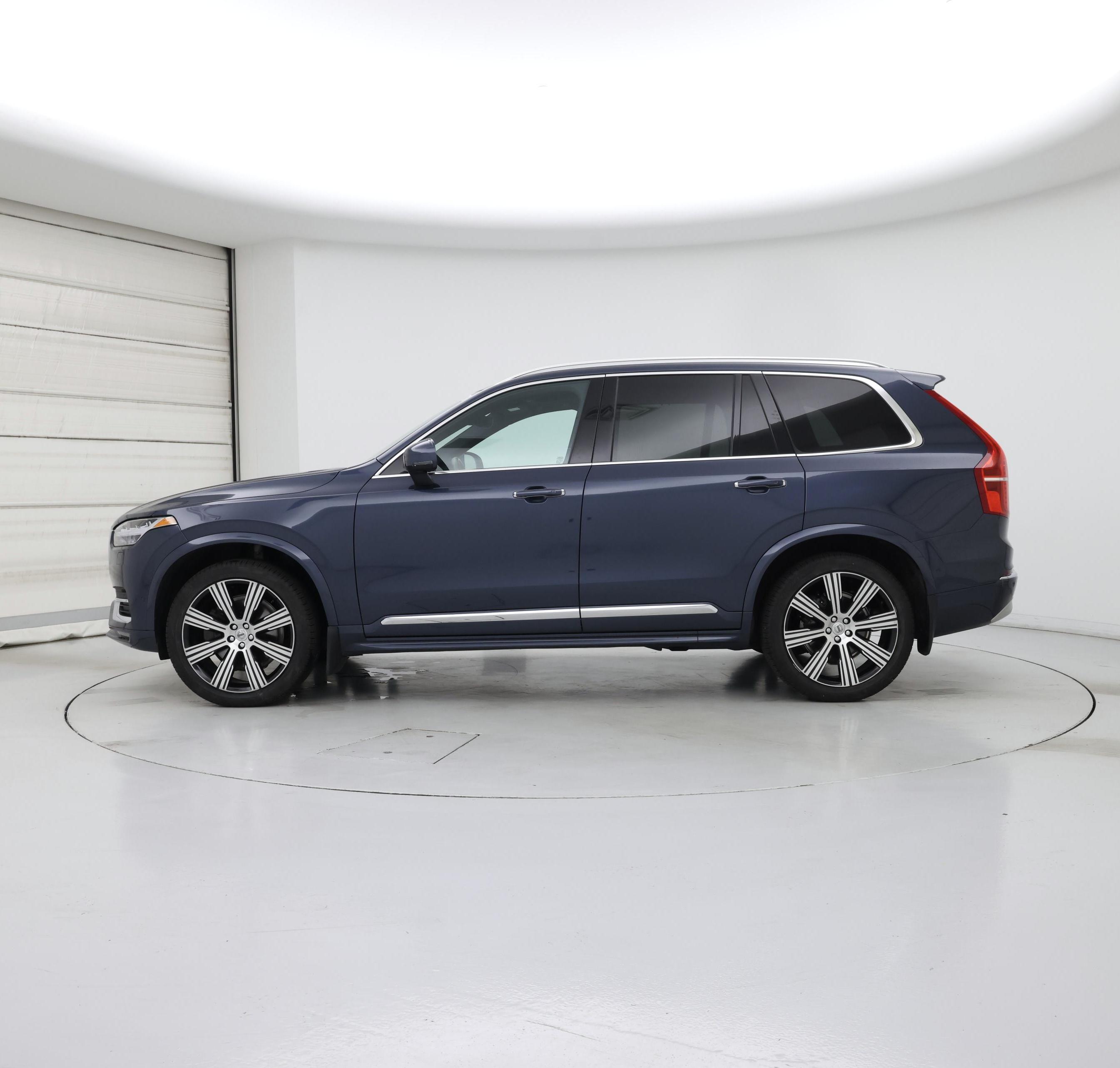 Thumbnail: 2022 Volvo XC90 - 3