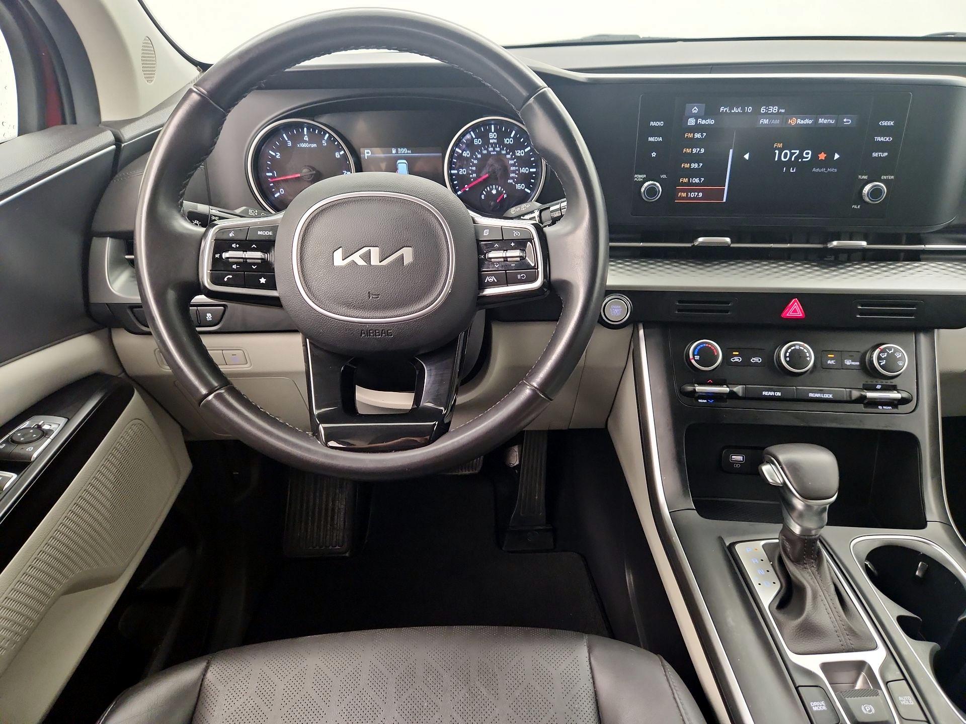 Thumbnail: 2023 Kia Carnival - 10